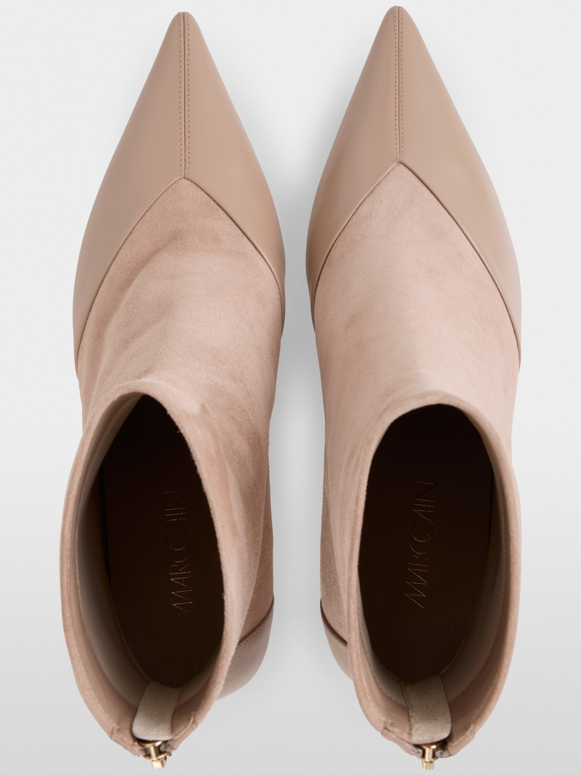 Elegant leather ankle boots