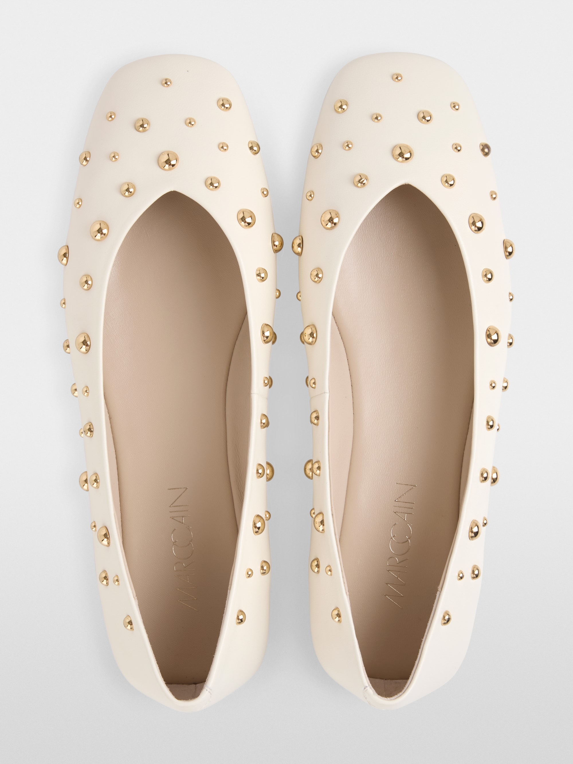 Ballerines en cuir avec rivets