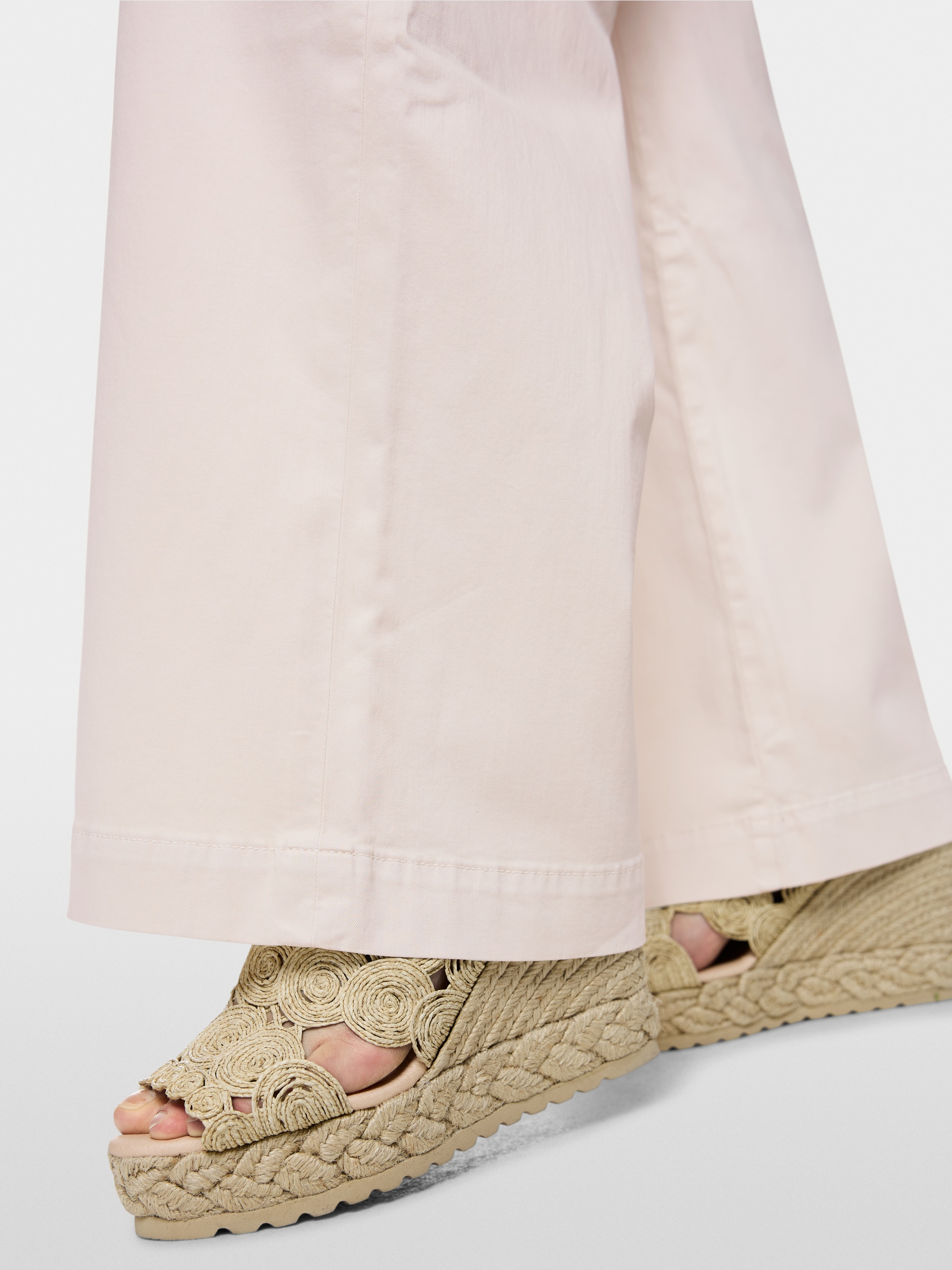 WARRI jeans with belt detail