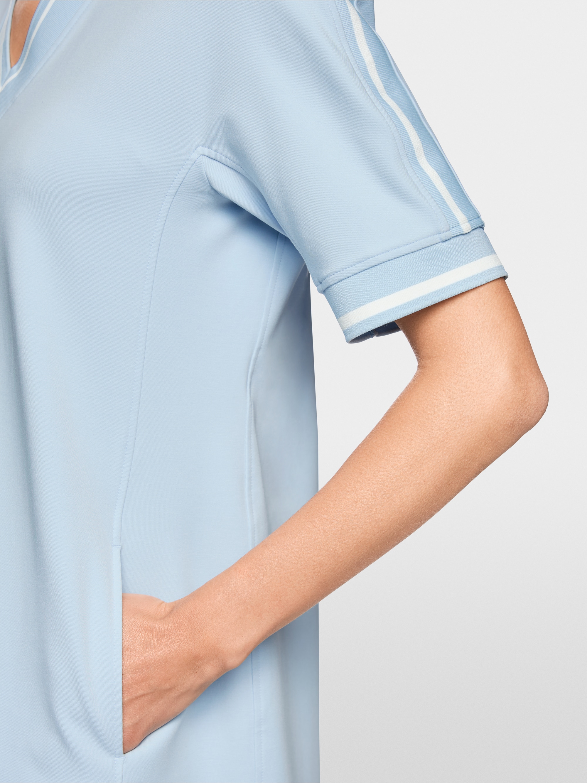 Sporty dress with striped details