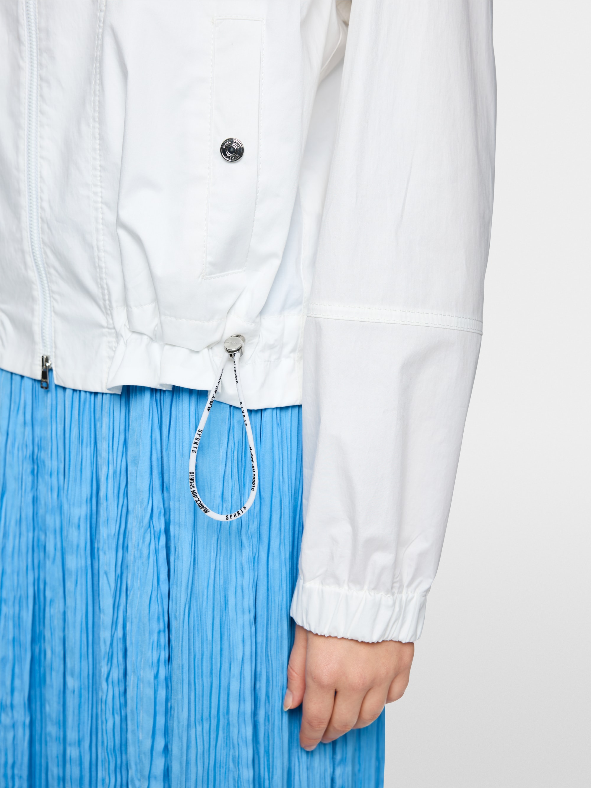 Sporty bomber jacket