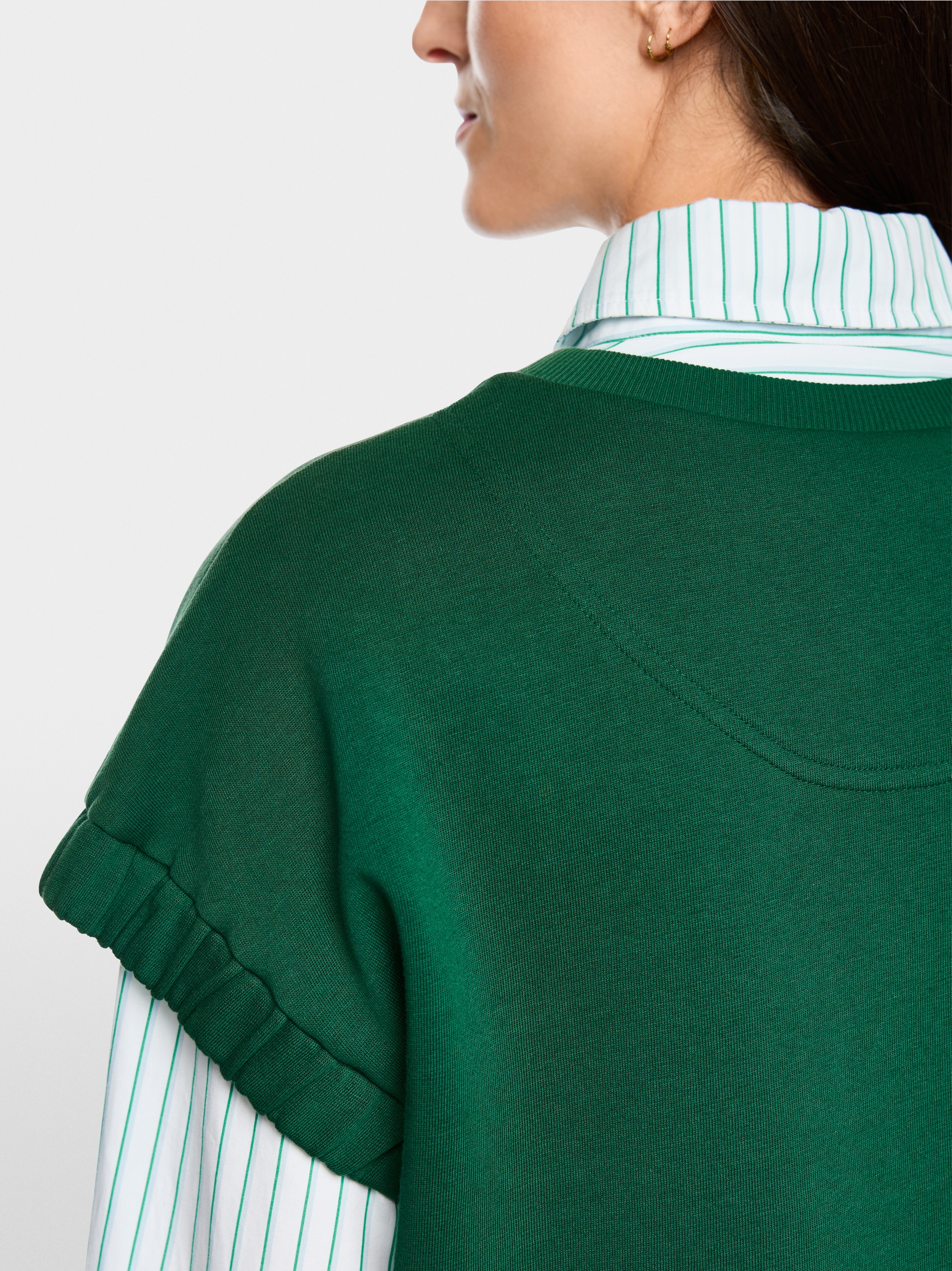 Wide-fitting stretch cotton shirt