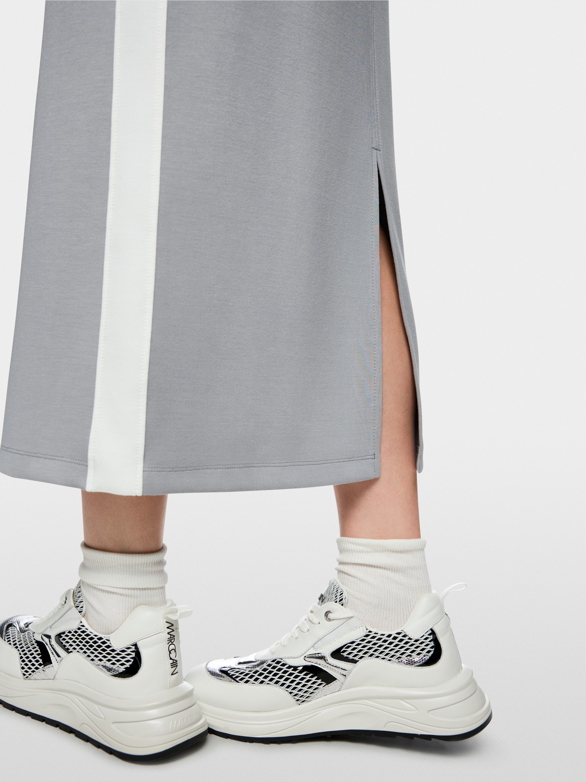 Sporty midi skirt