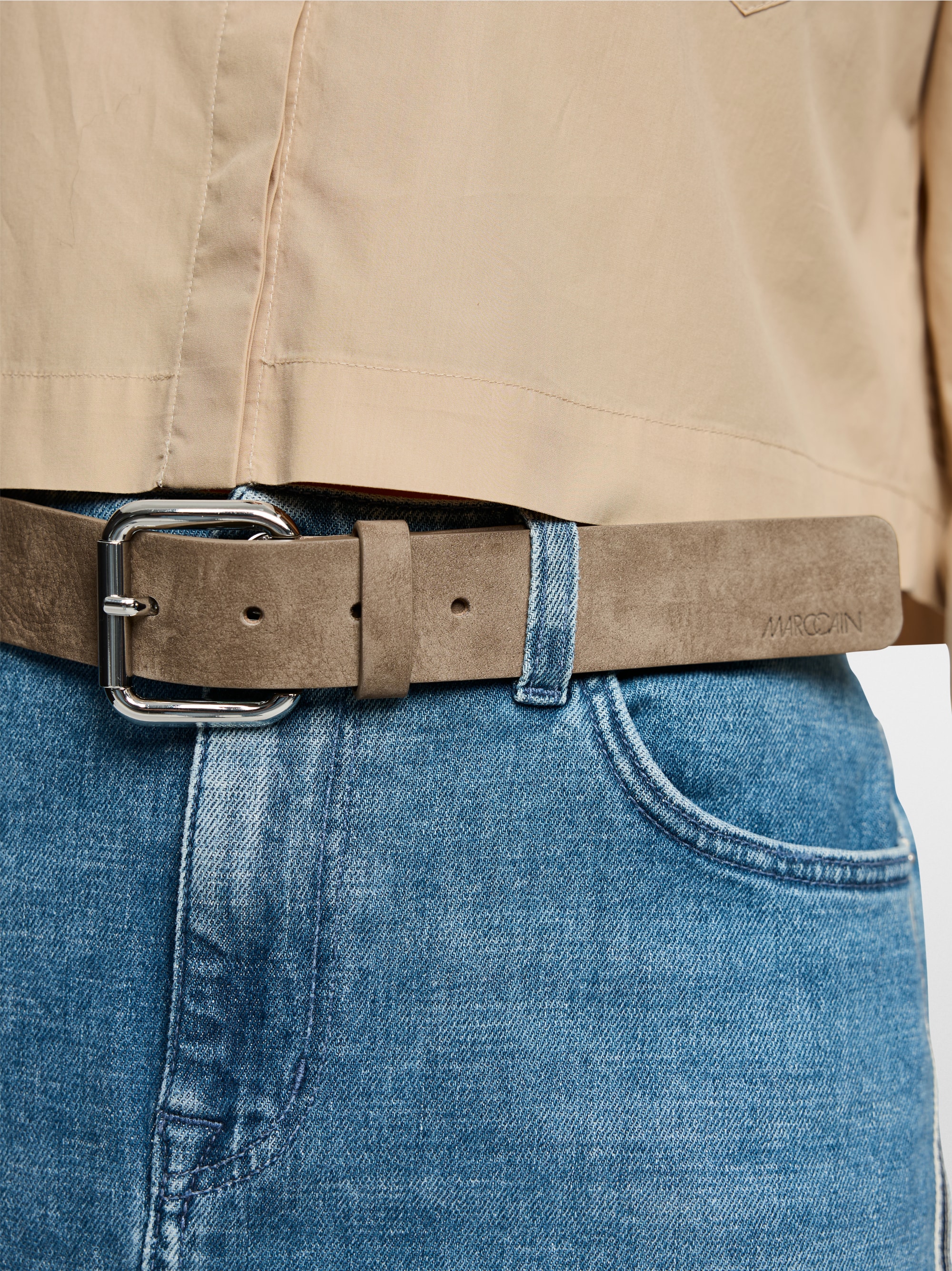 Nubuck leather belt