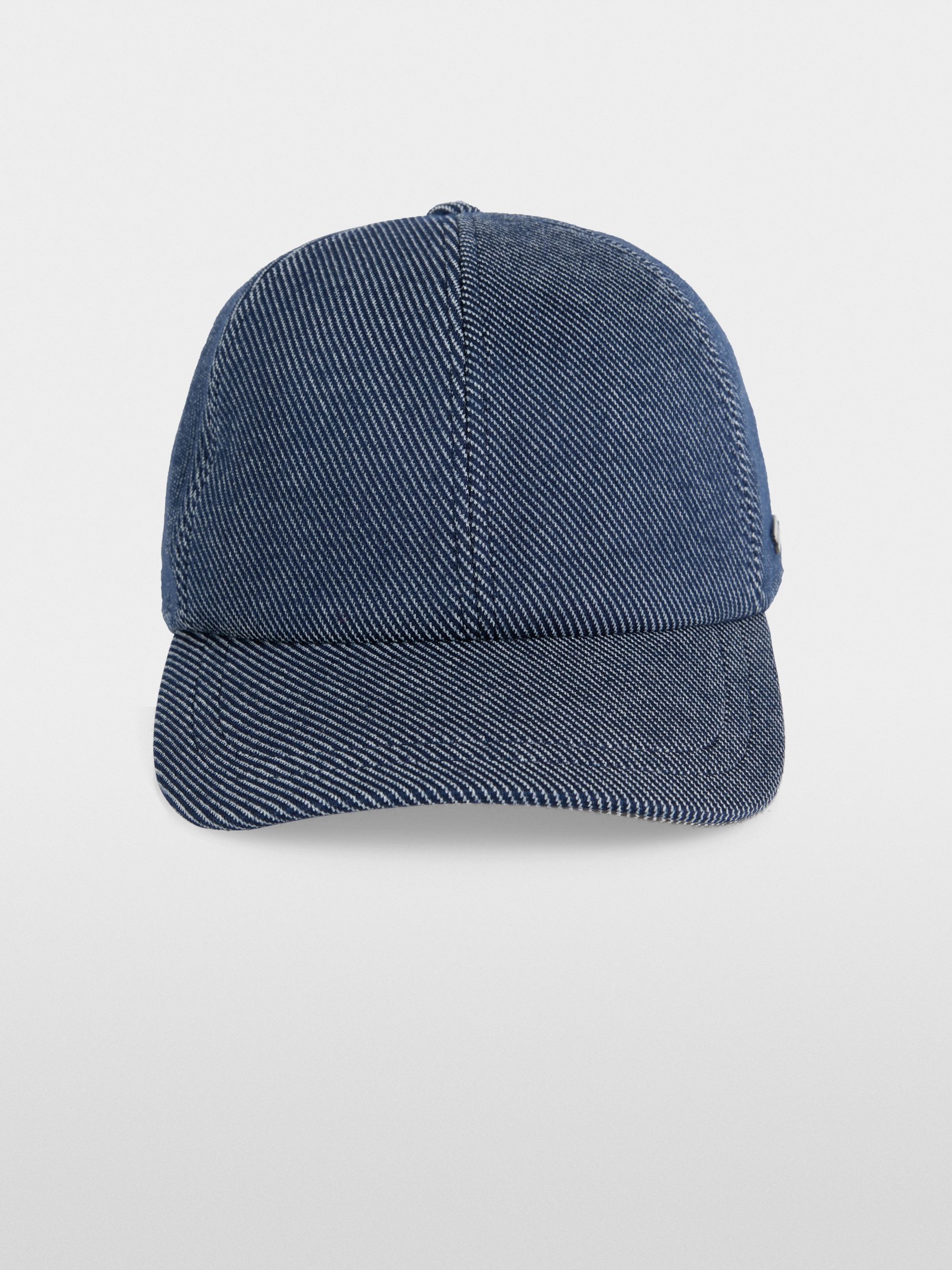 Cap made from stretch viscose