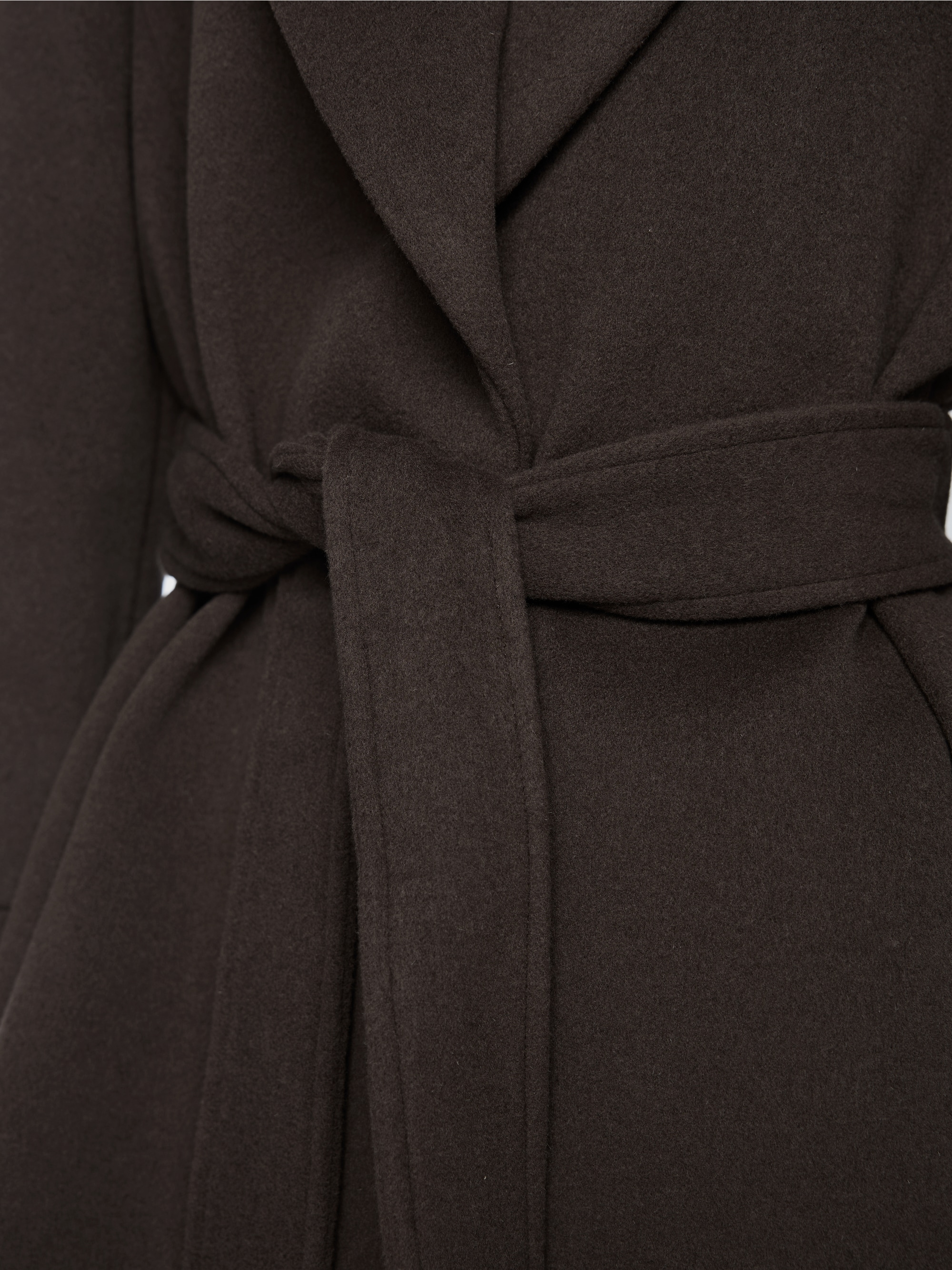 Manteau en laine vierge et cachemire