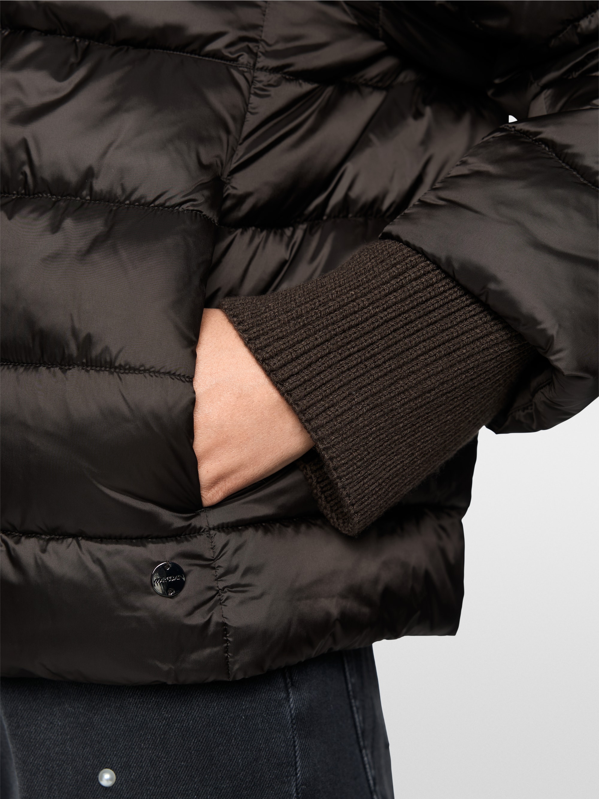 Quilted jacket with synthetic down