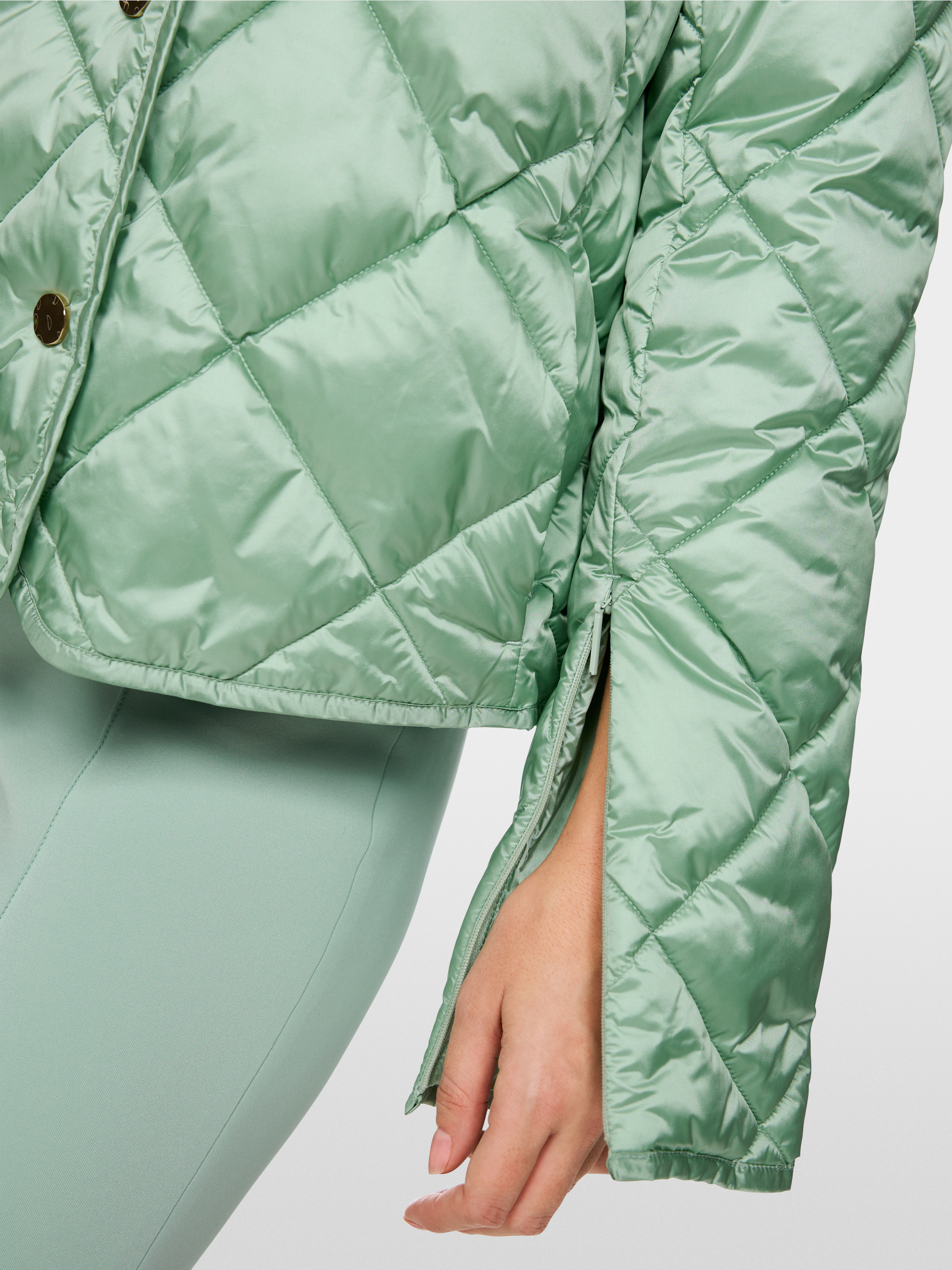 Veste matelassée à boutons décoratifs