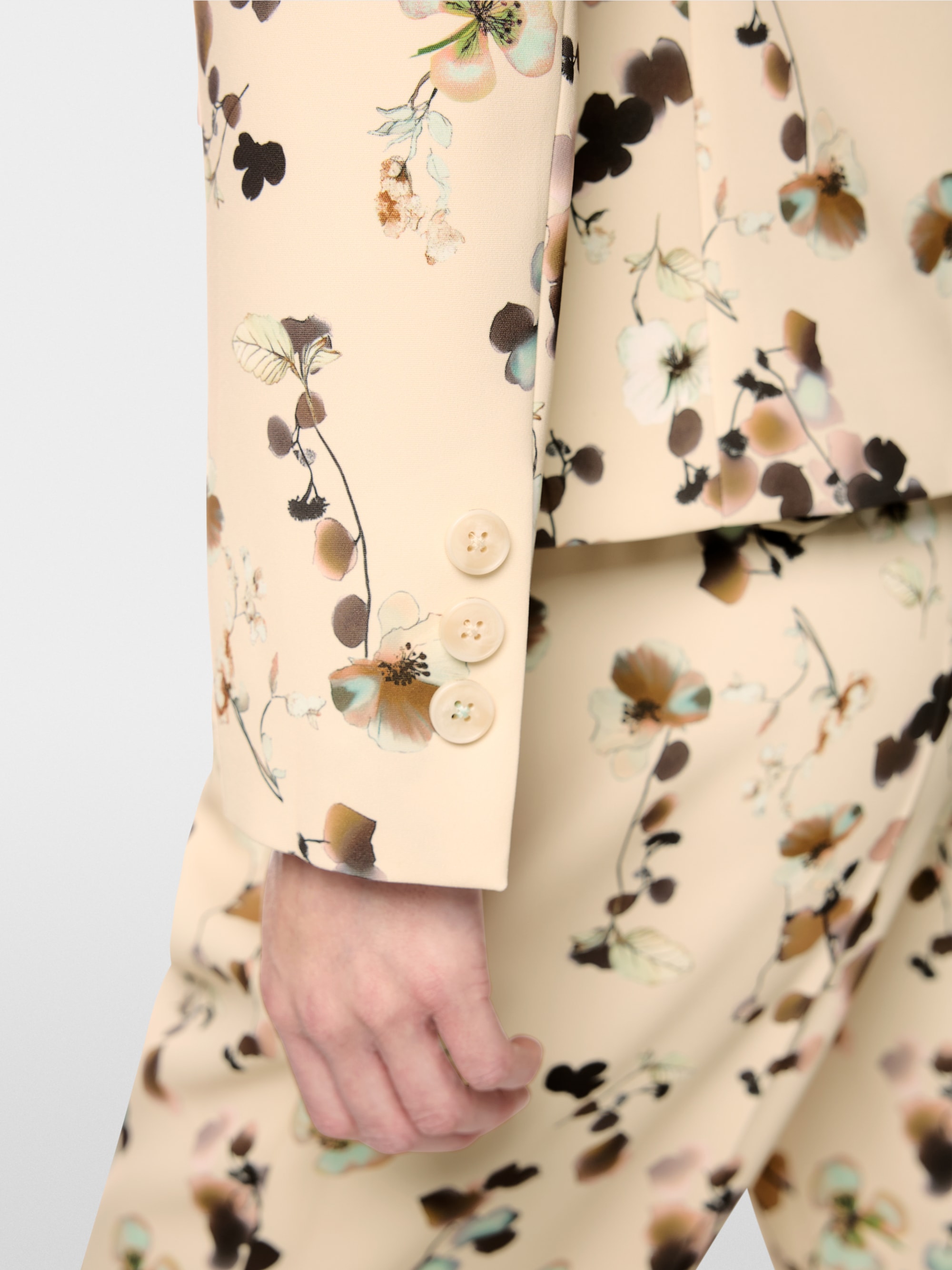 Blazer cintré à imprimé floral