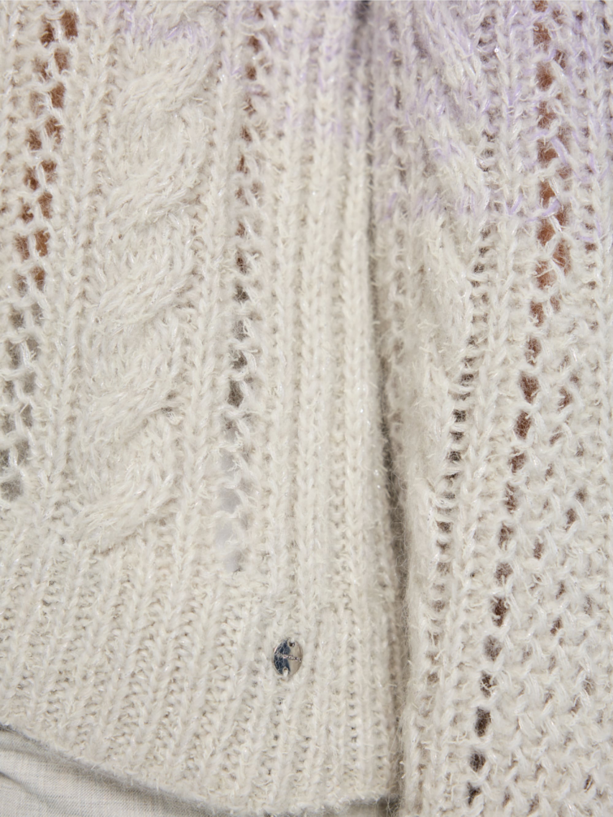 Pull à torsades tricoté en Allemagne