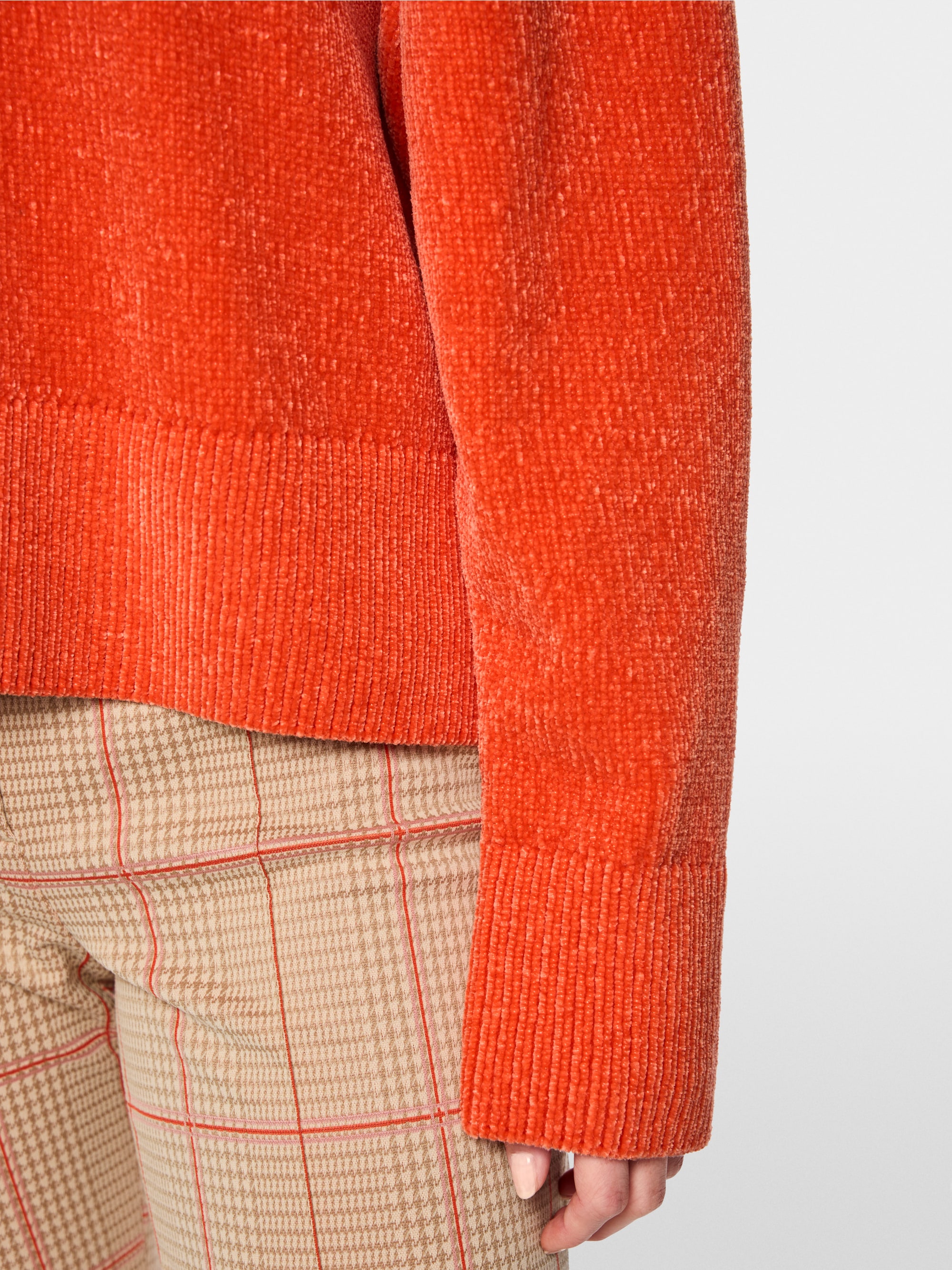 Chenille yarn turtleneck jumper