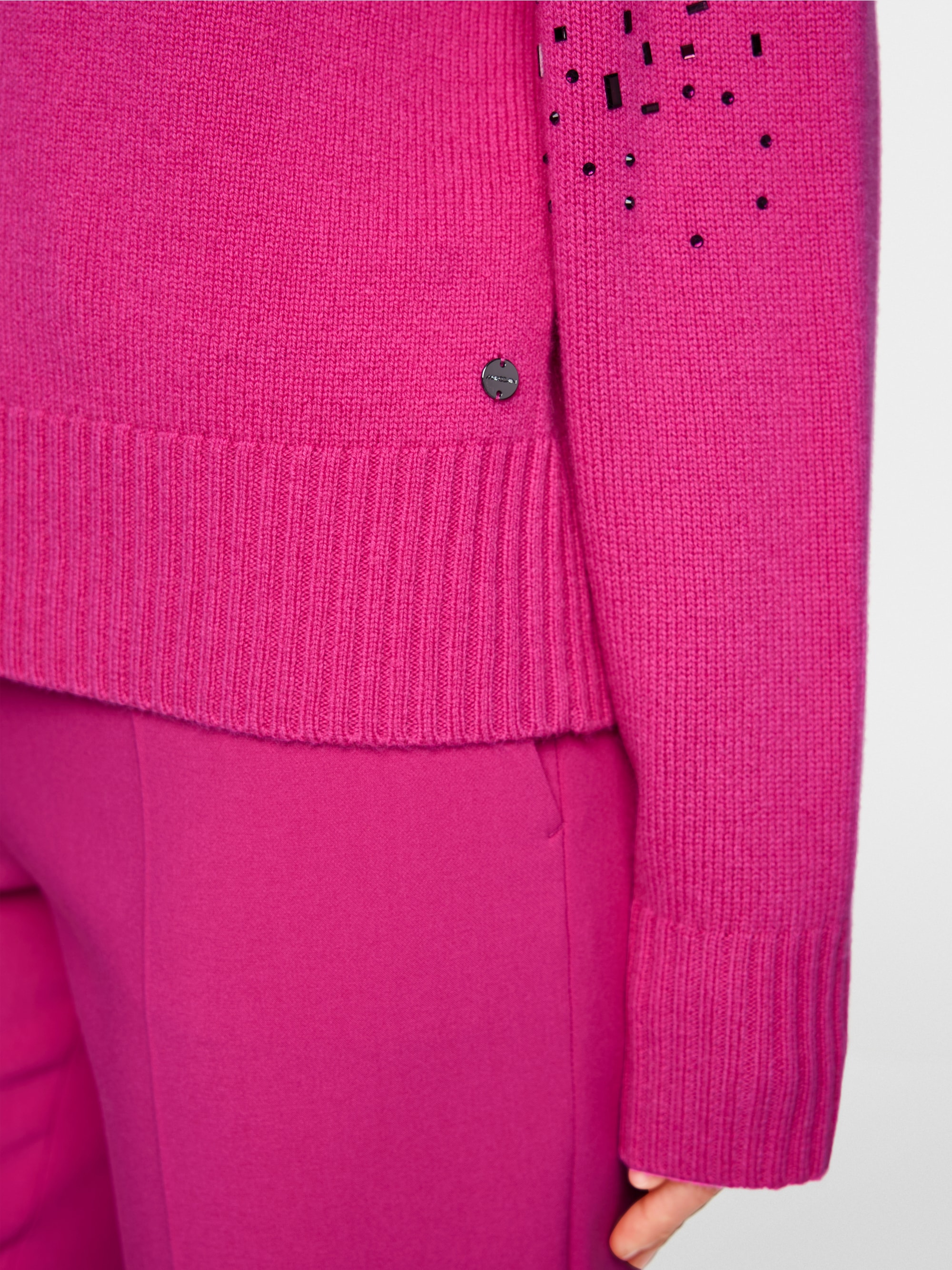 Elegant jumper with rhinestone details