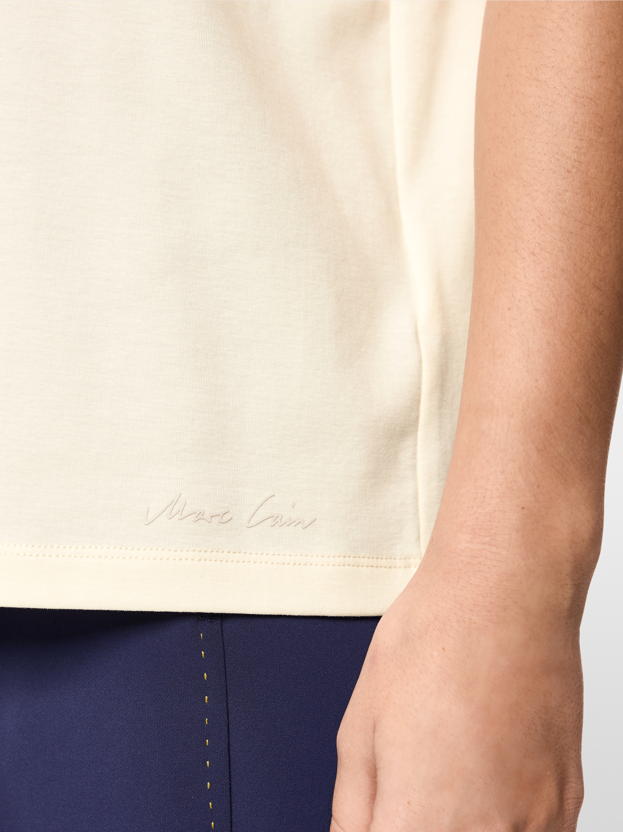 Elegant T-shirt