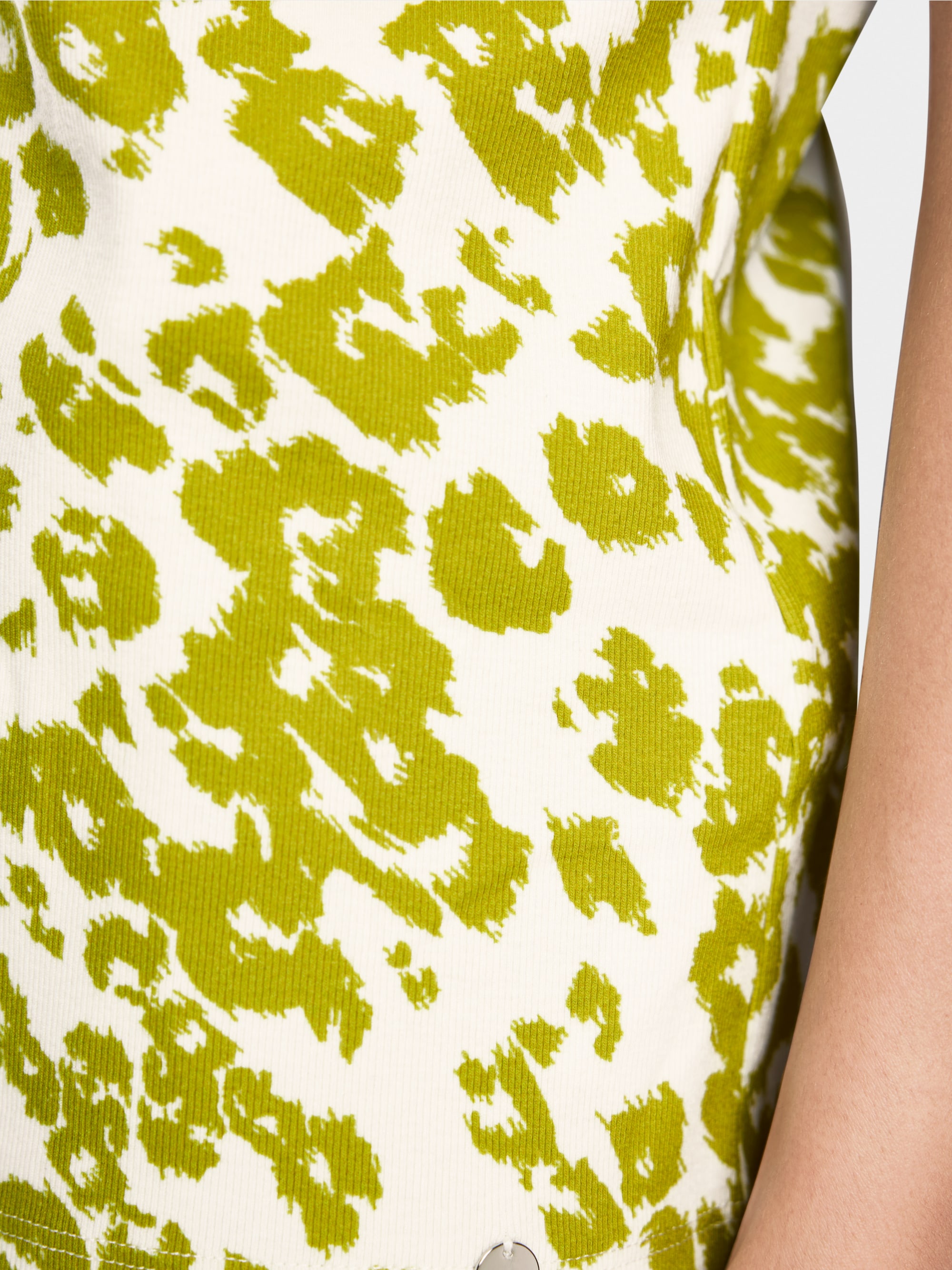 Ribbed leopard print T-shirt