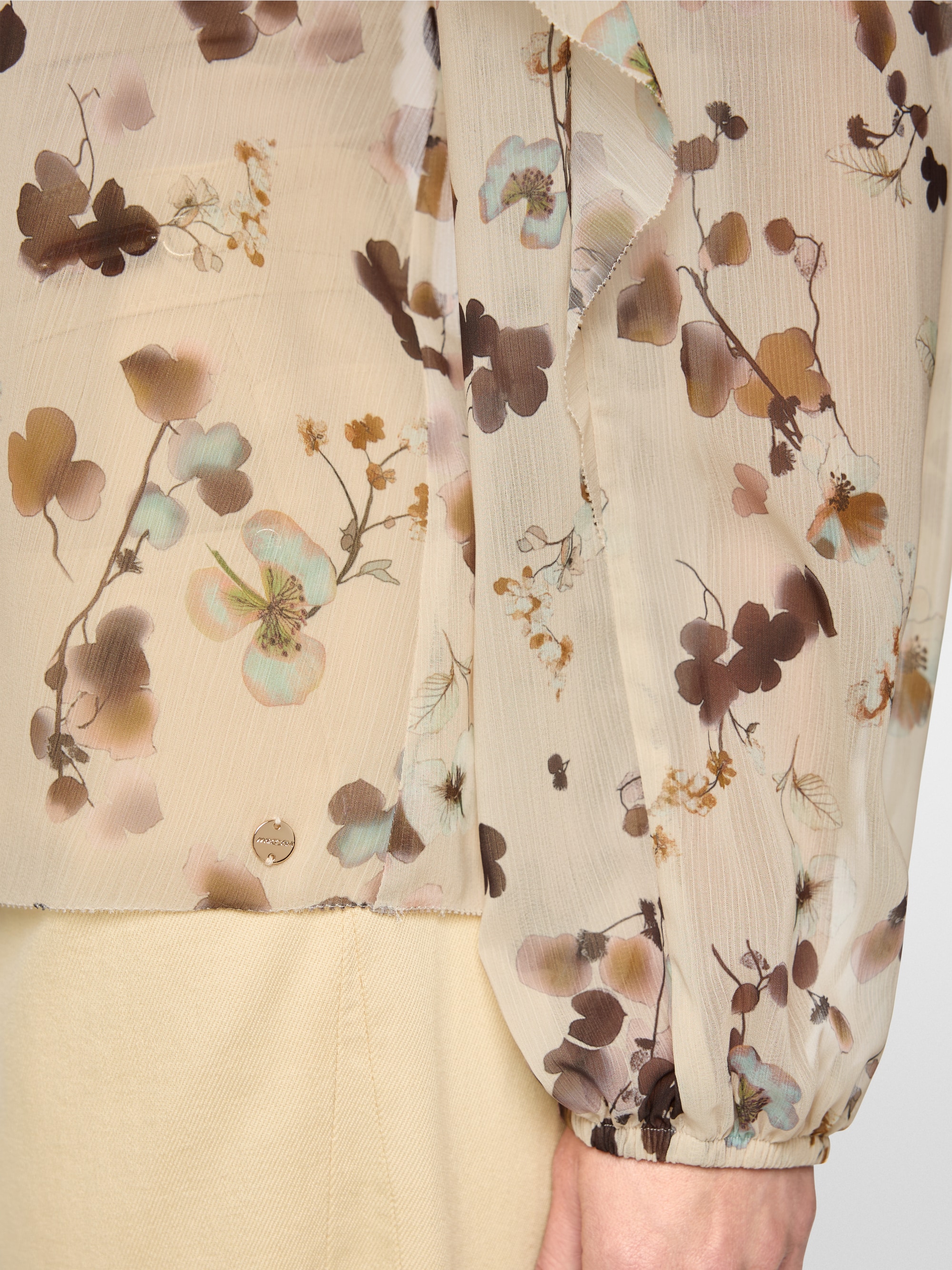 Floral blouse with flounces