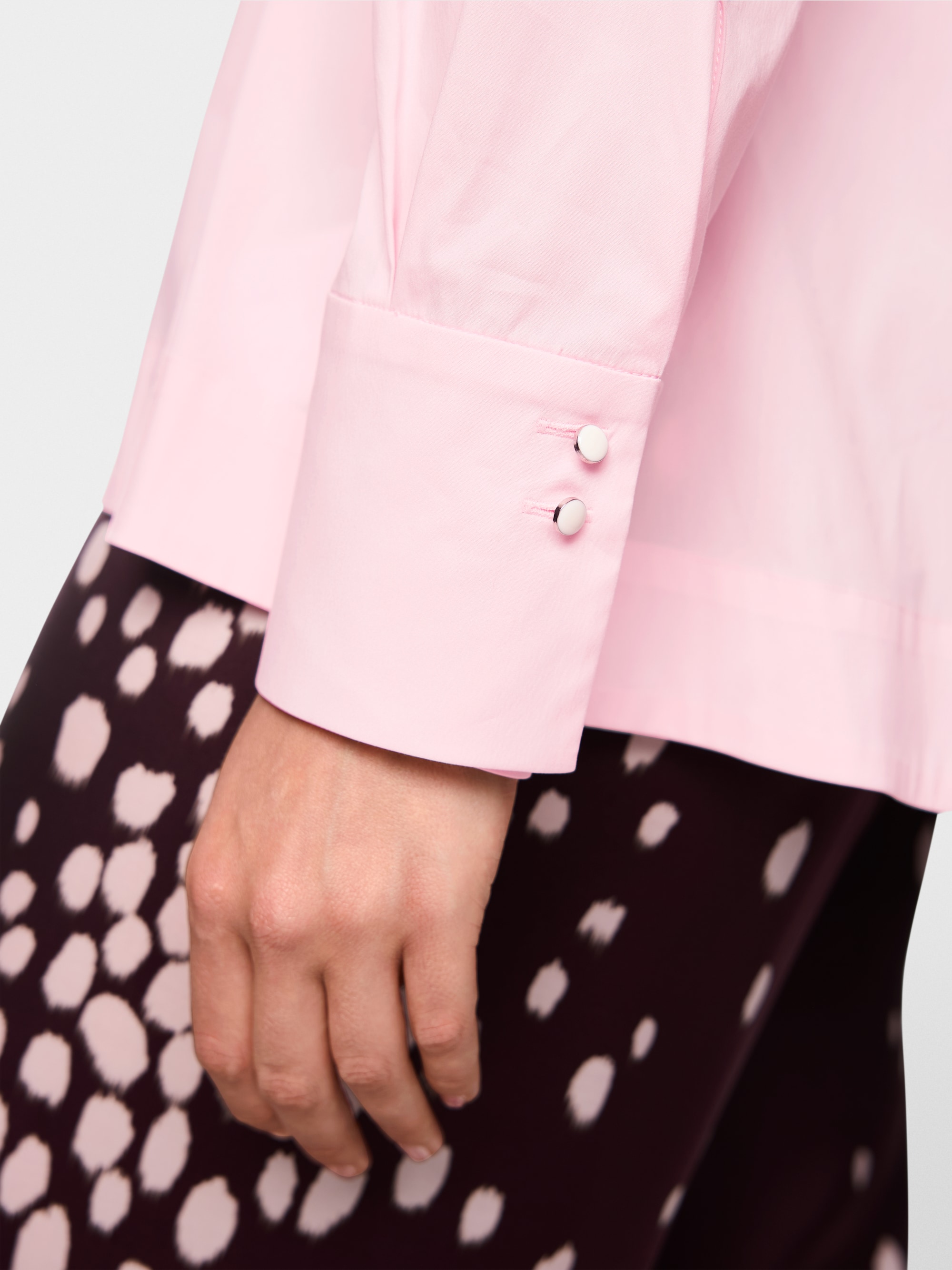 Stretch cotton blouse with seam details