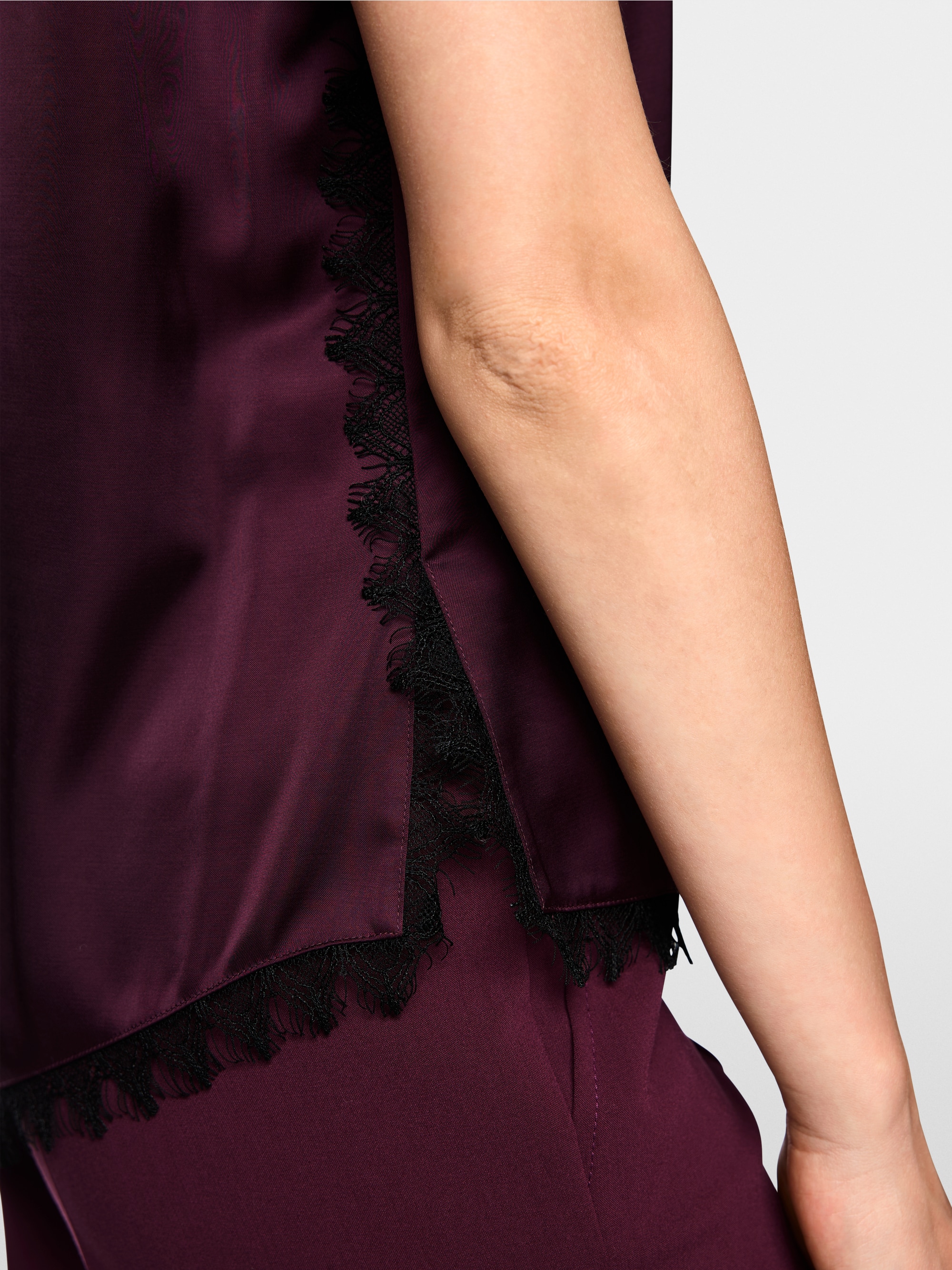 Asymmetrical top