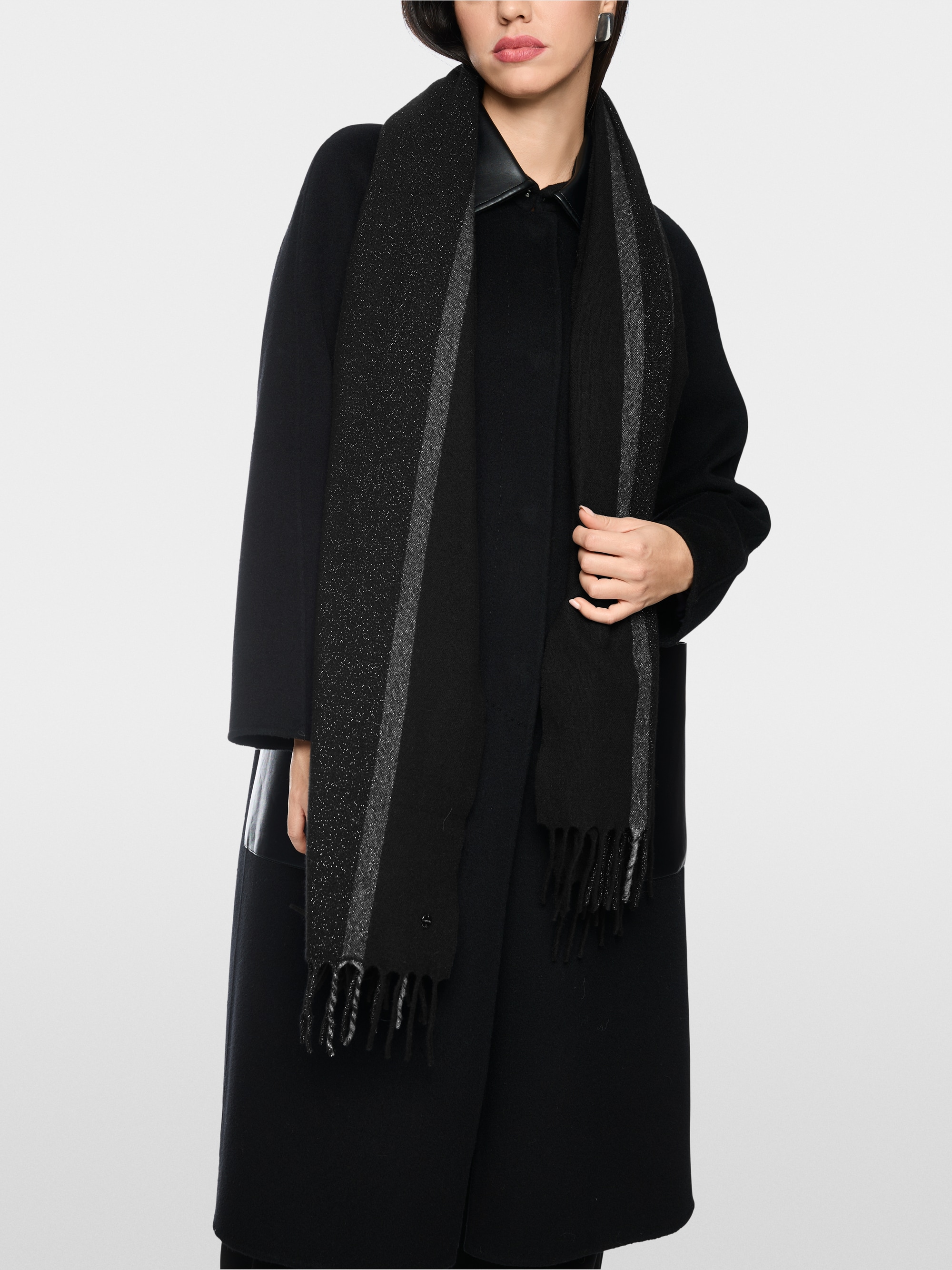 Wool-cashmere scarf with fringing