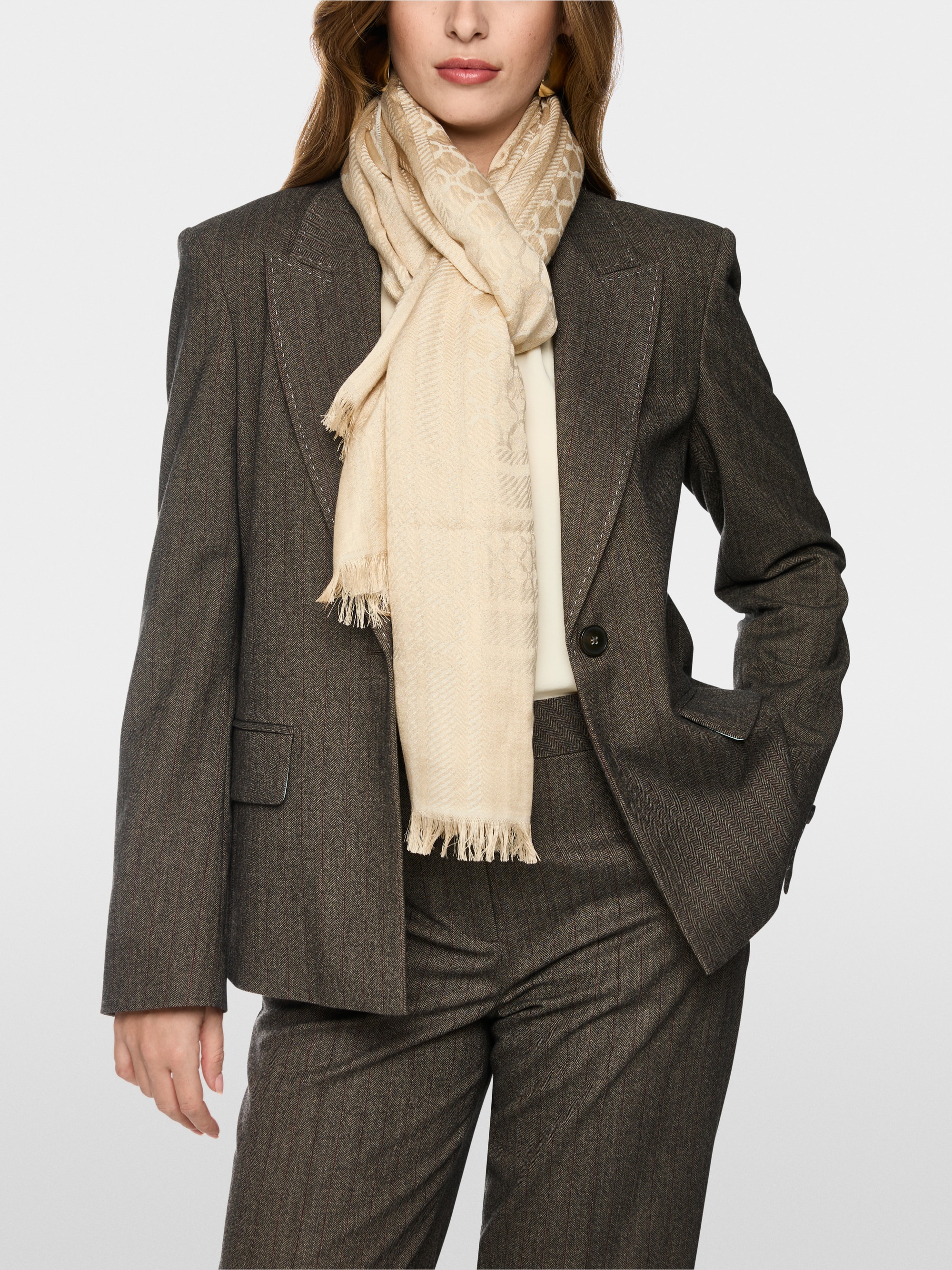 Scarf in a blend of silk and new wool
