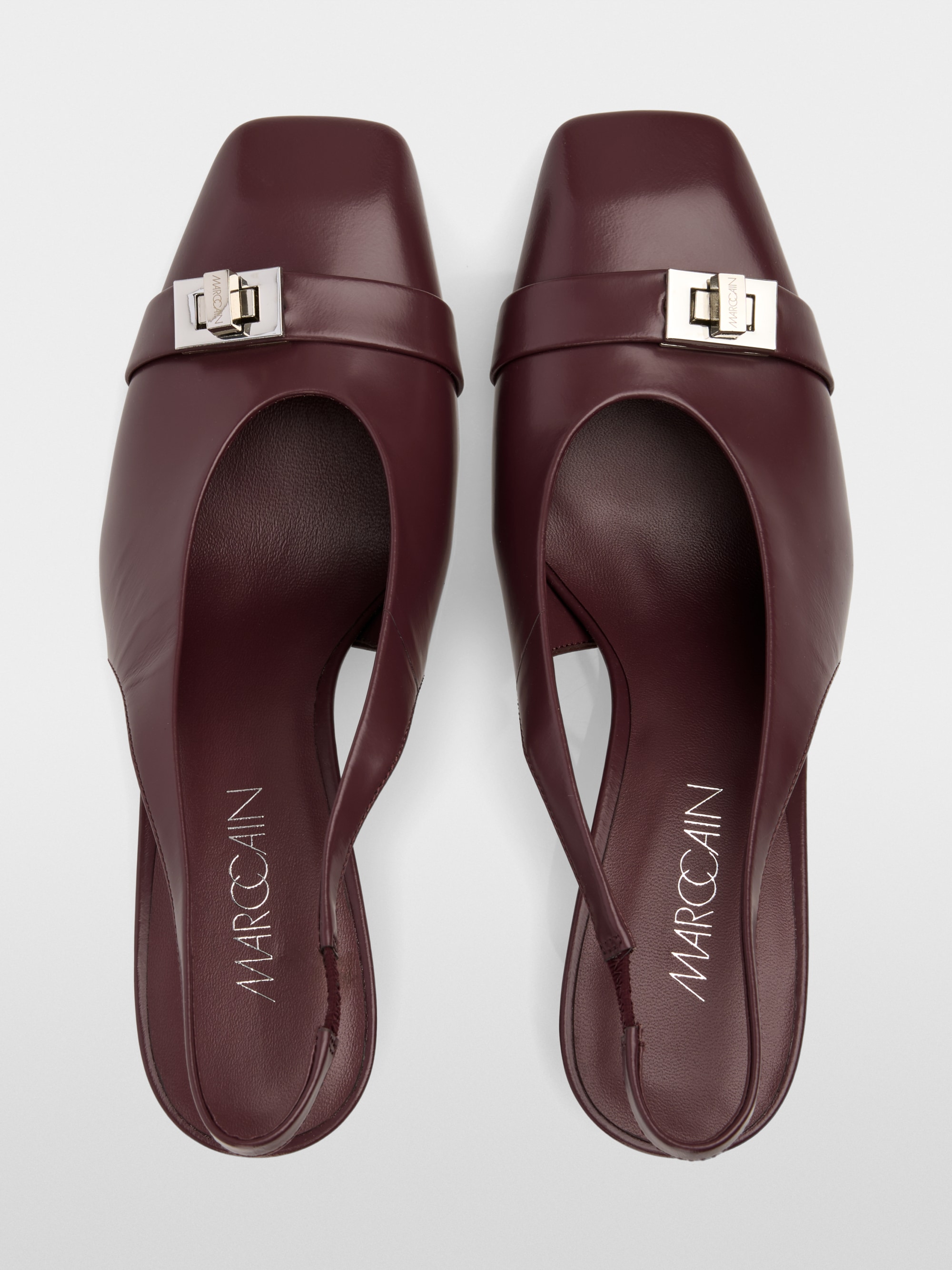 Leather slingback pumps
