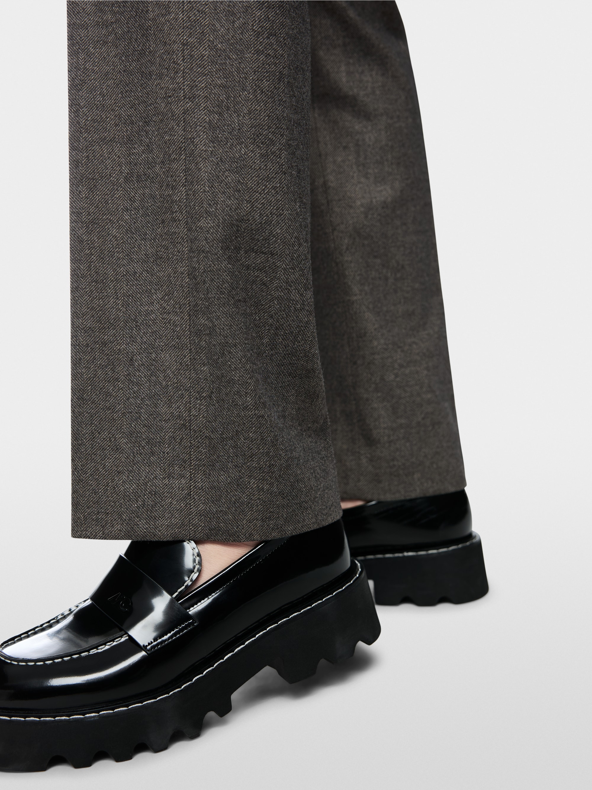 FENDOU feminine fit fabric trousers