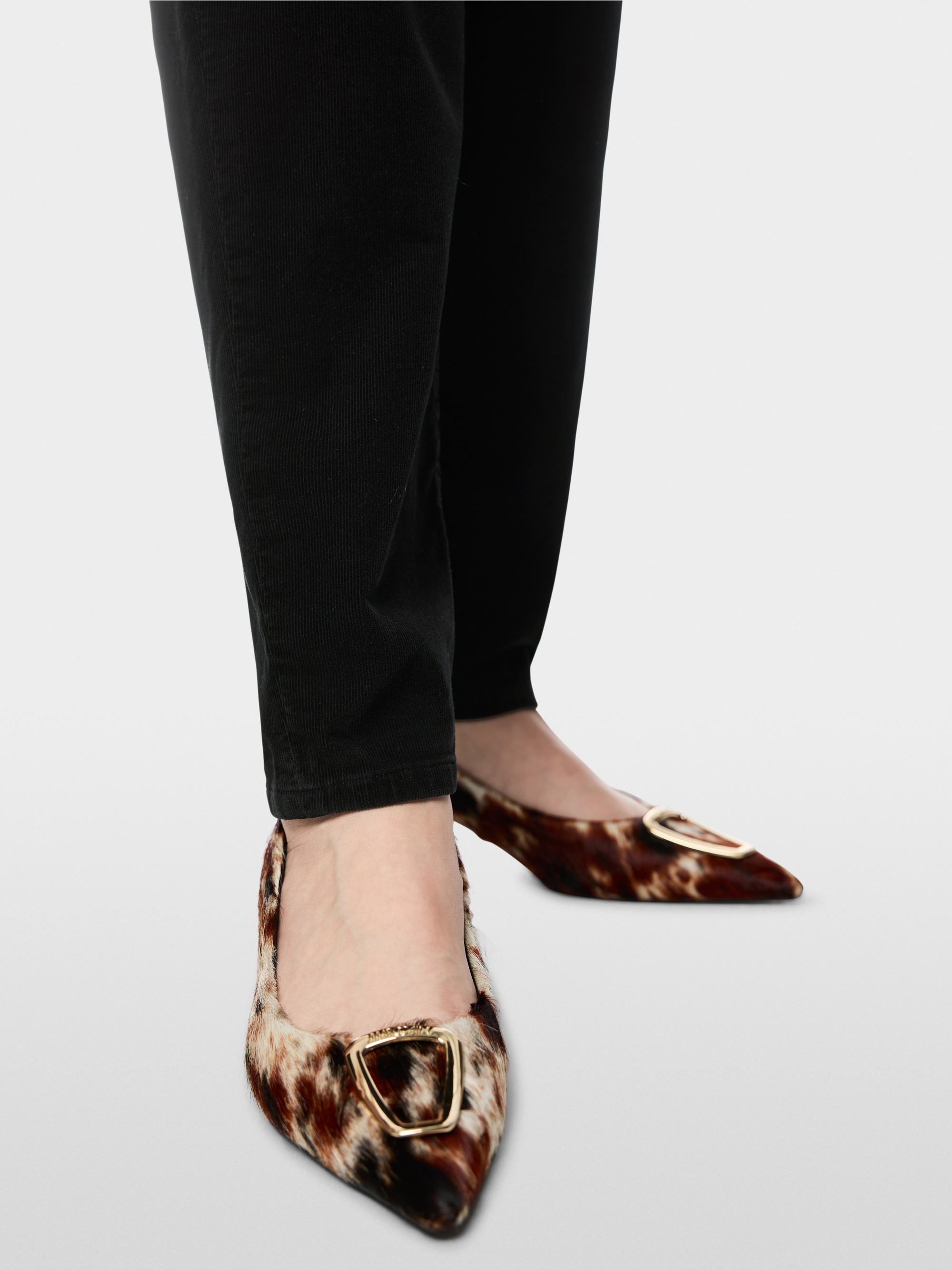 FEURA feminine fit corduroy trousers