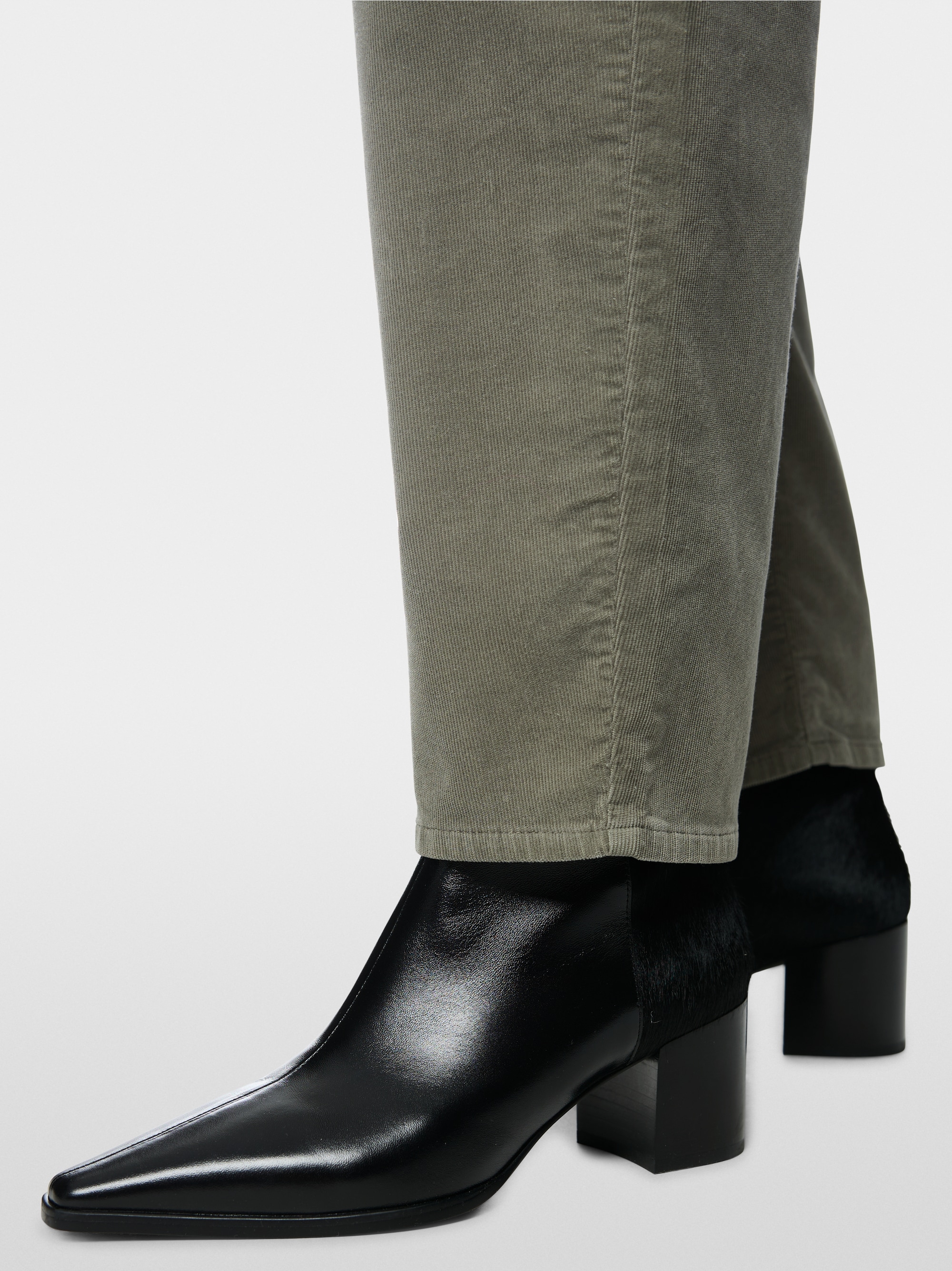 RUMA relaxed fit corduroy trousers