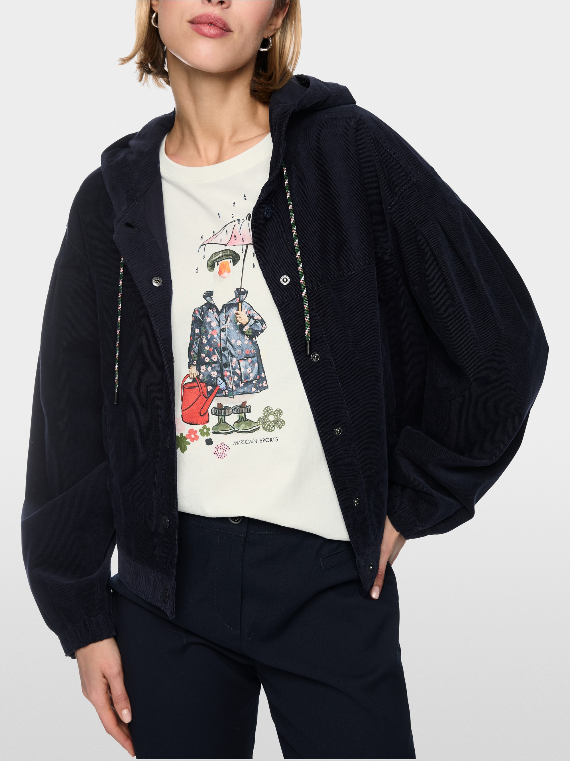 T-shirt imprimé d'un motif artistique