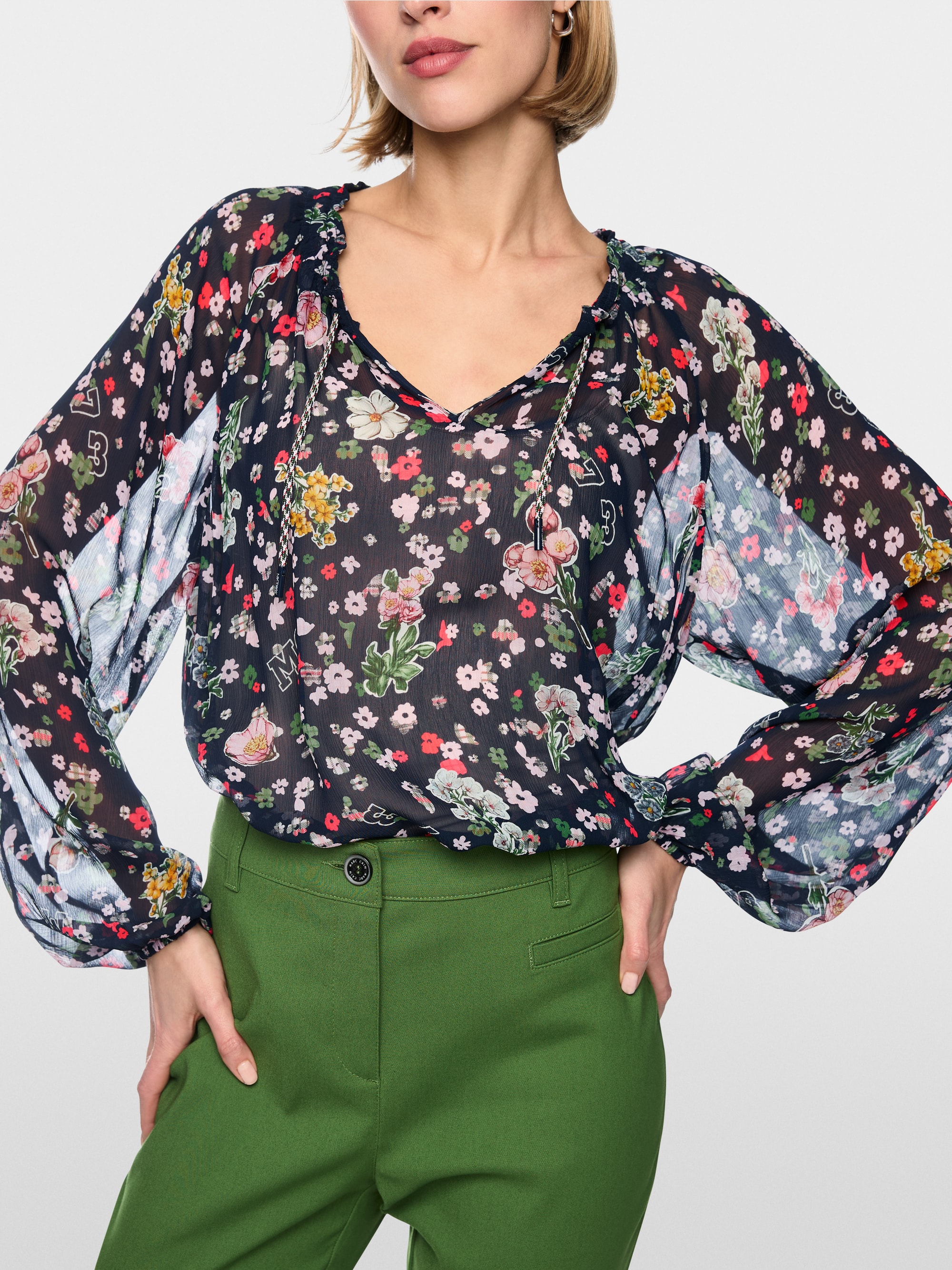 Viscose blouse with floral print