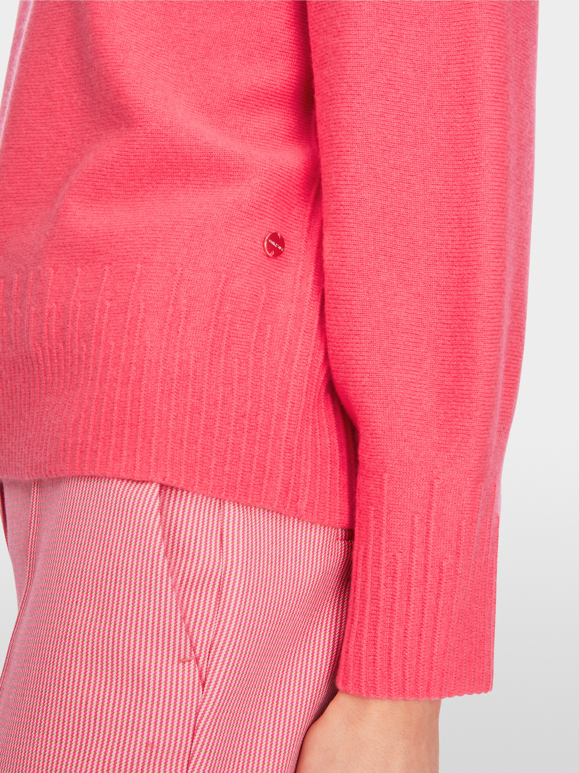 Pull en tricot "Rethink Together"
