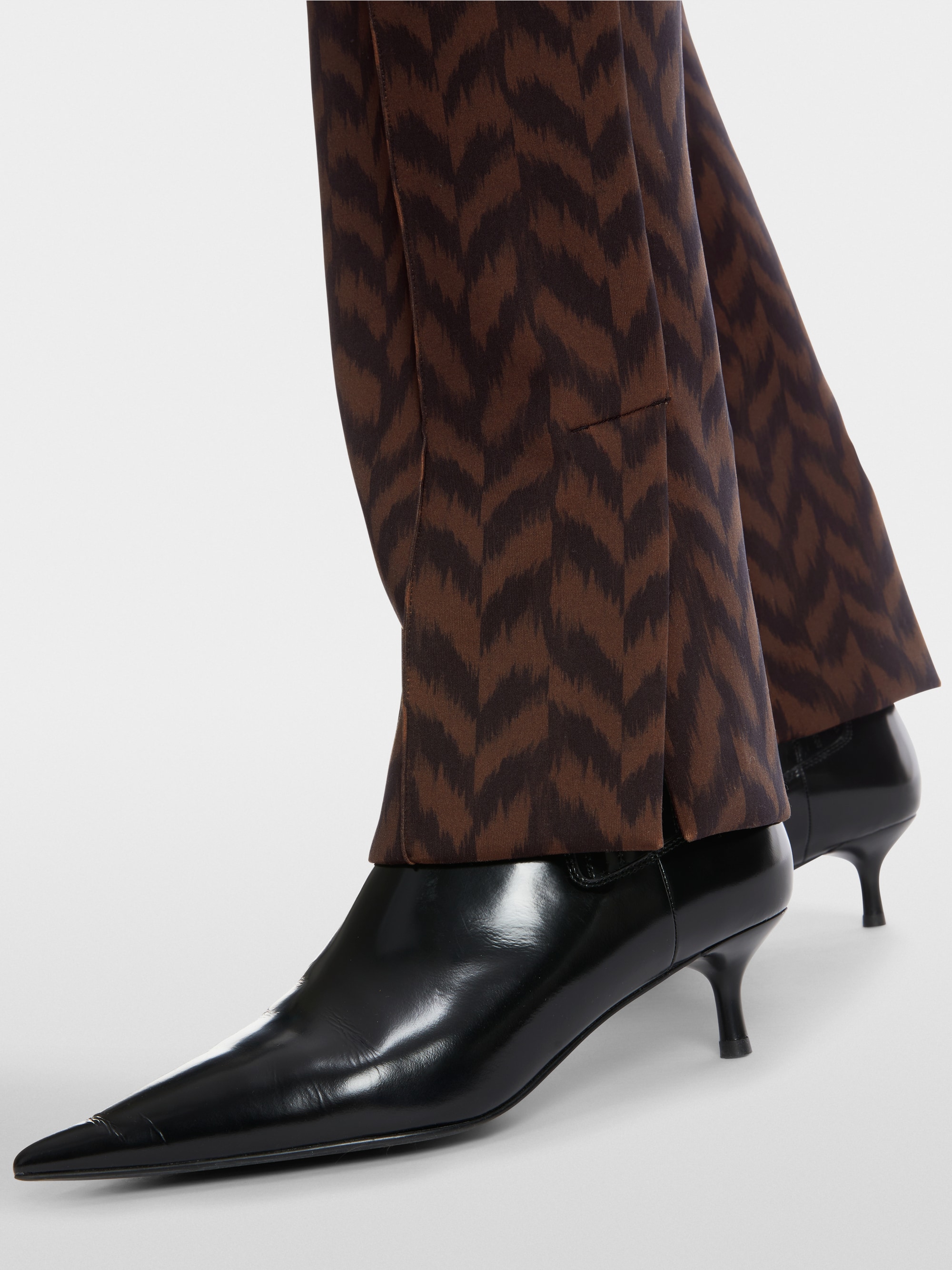 FATSA slip-on pants in stretch