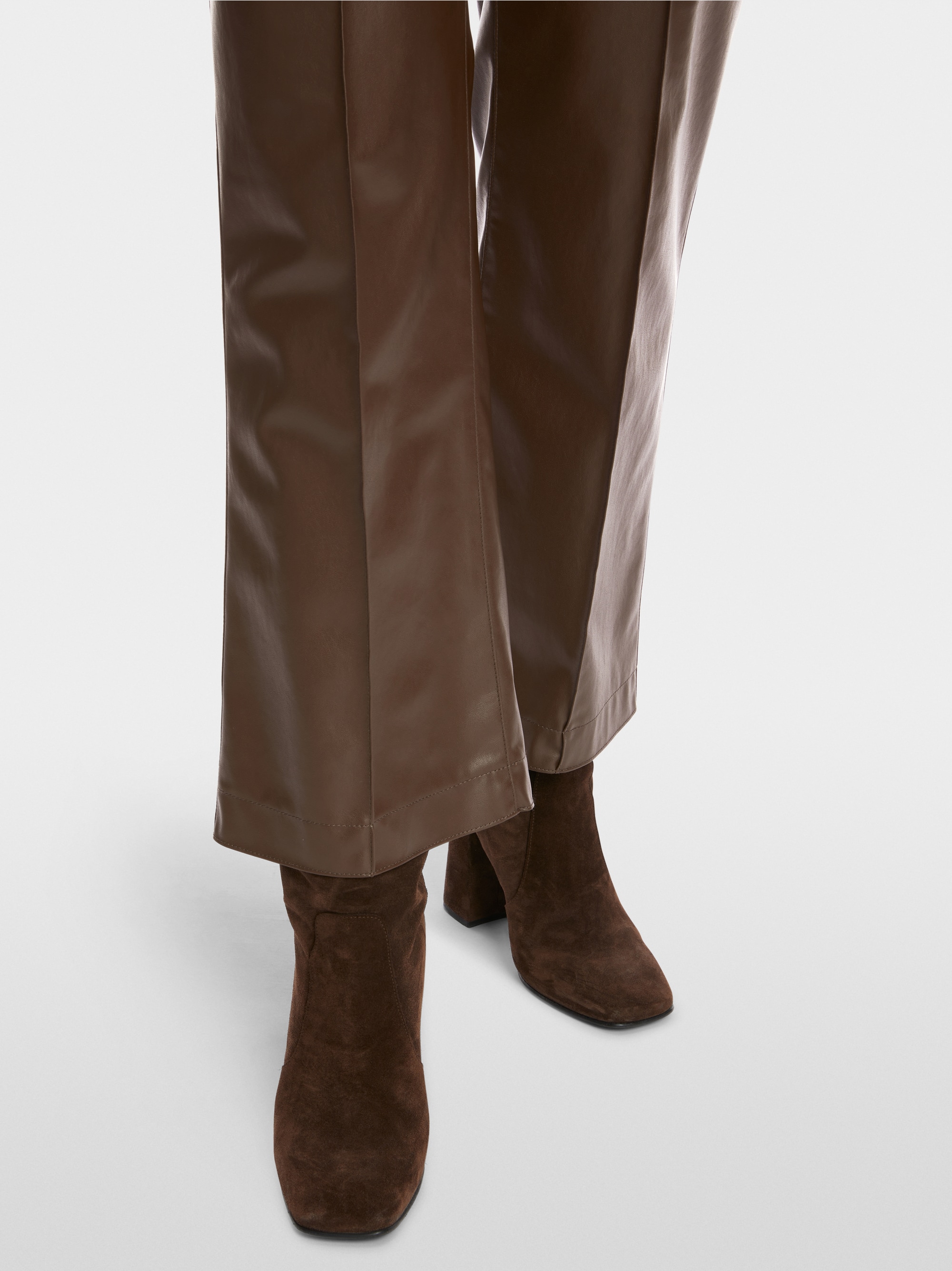 Hose in Fun Leather Modell FAID