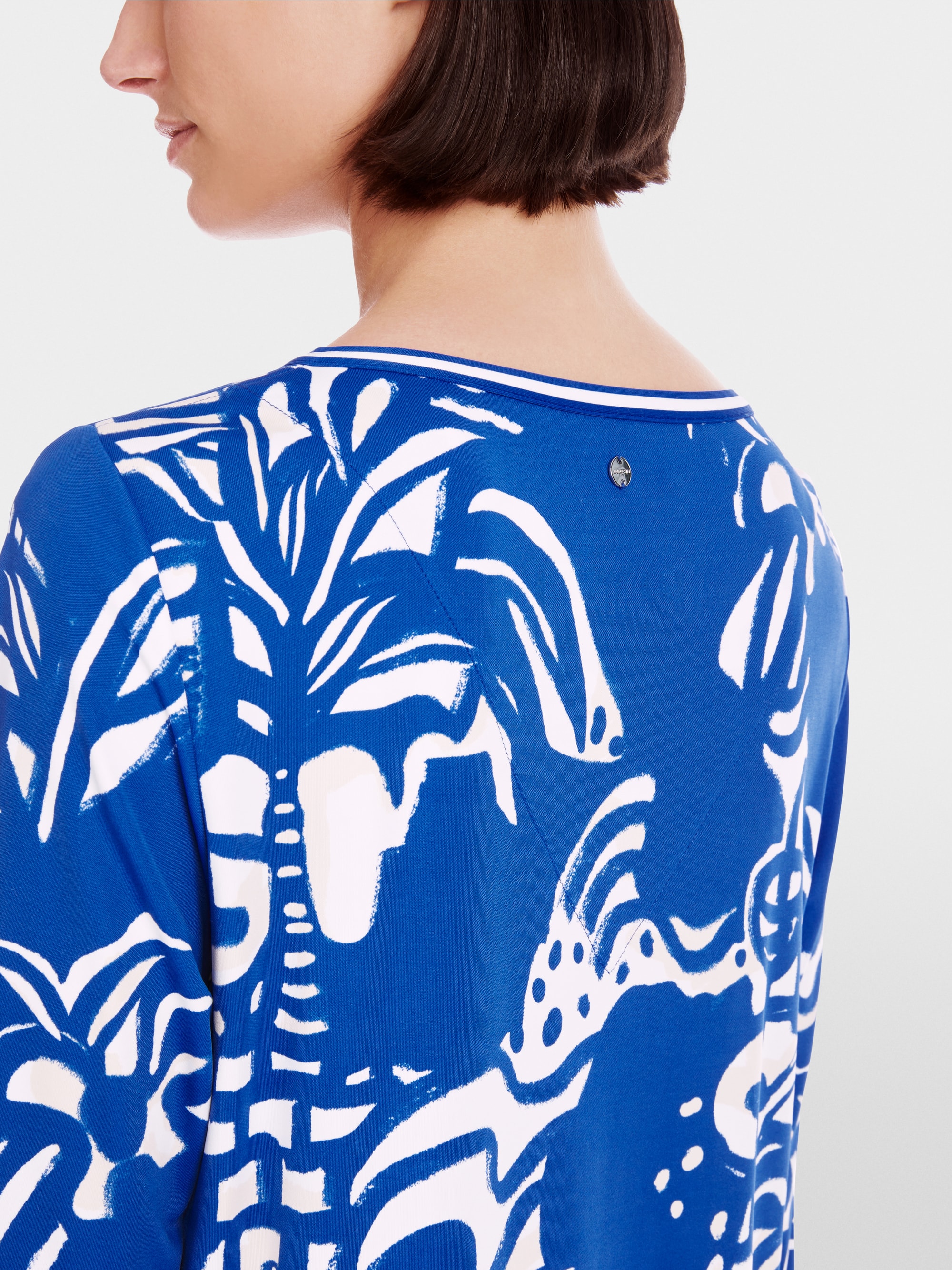 Slip-on blouse with pearls