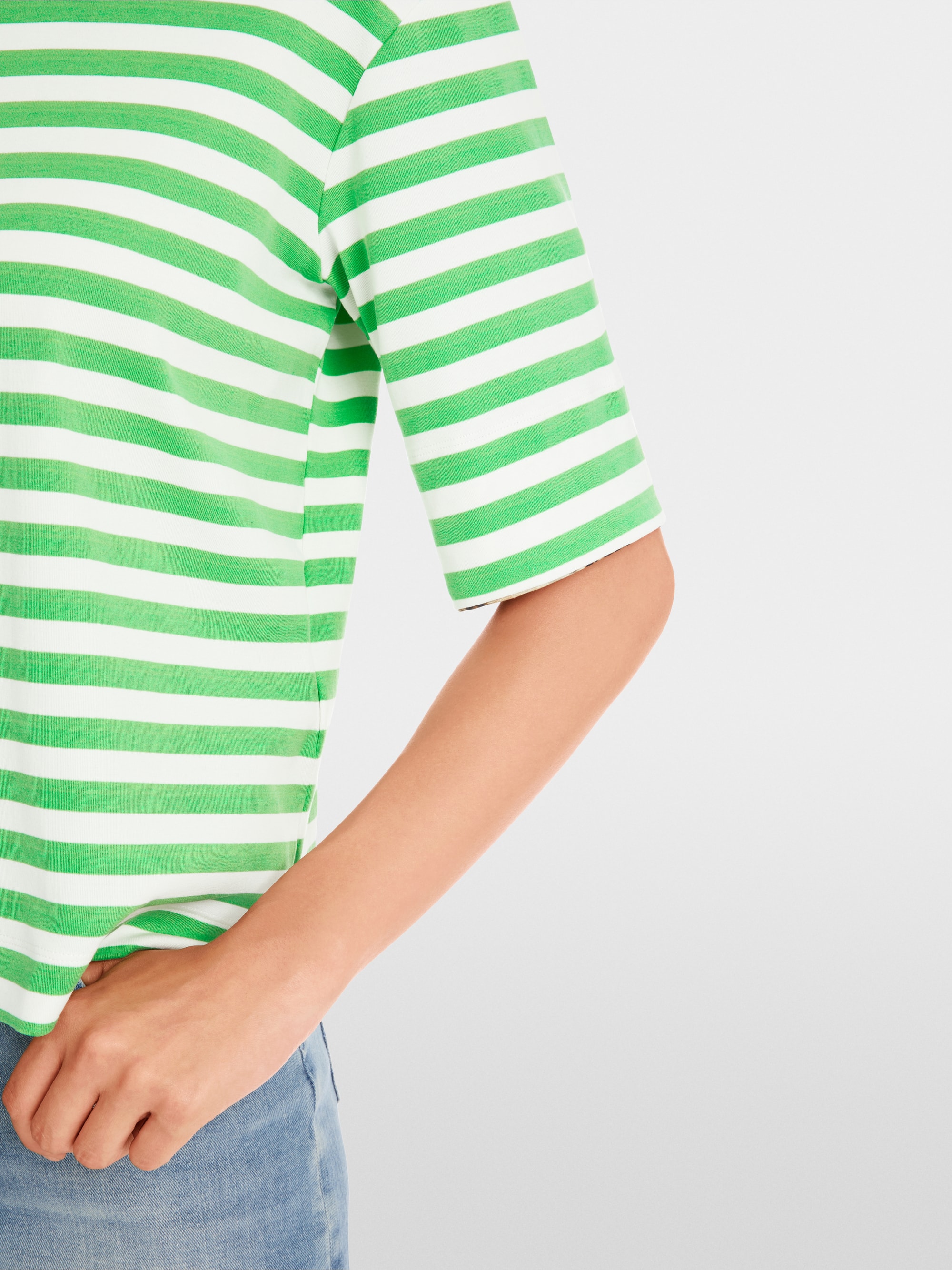 Gestreiftes T-Shirt mit 3/4-Ärmel