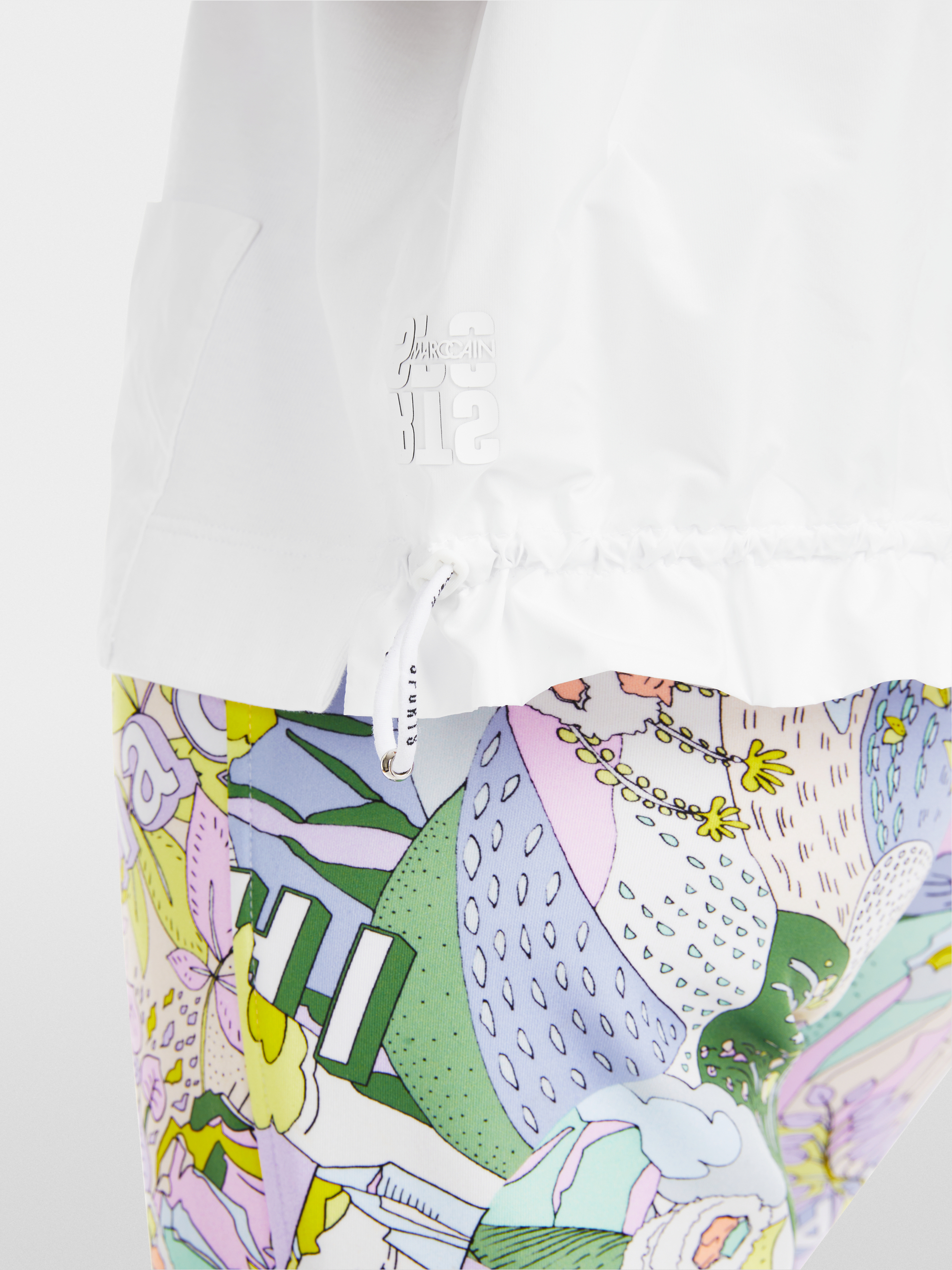 Casual T-shirt with drawstring