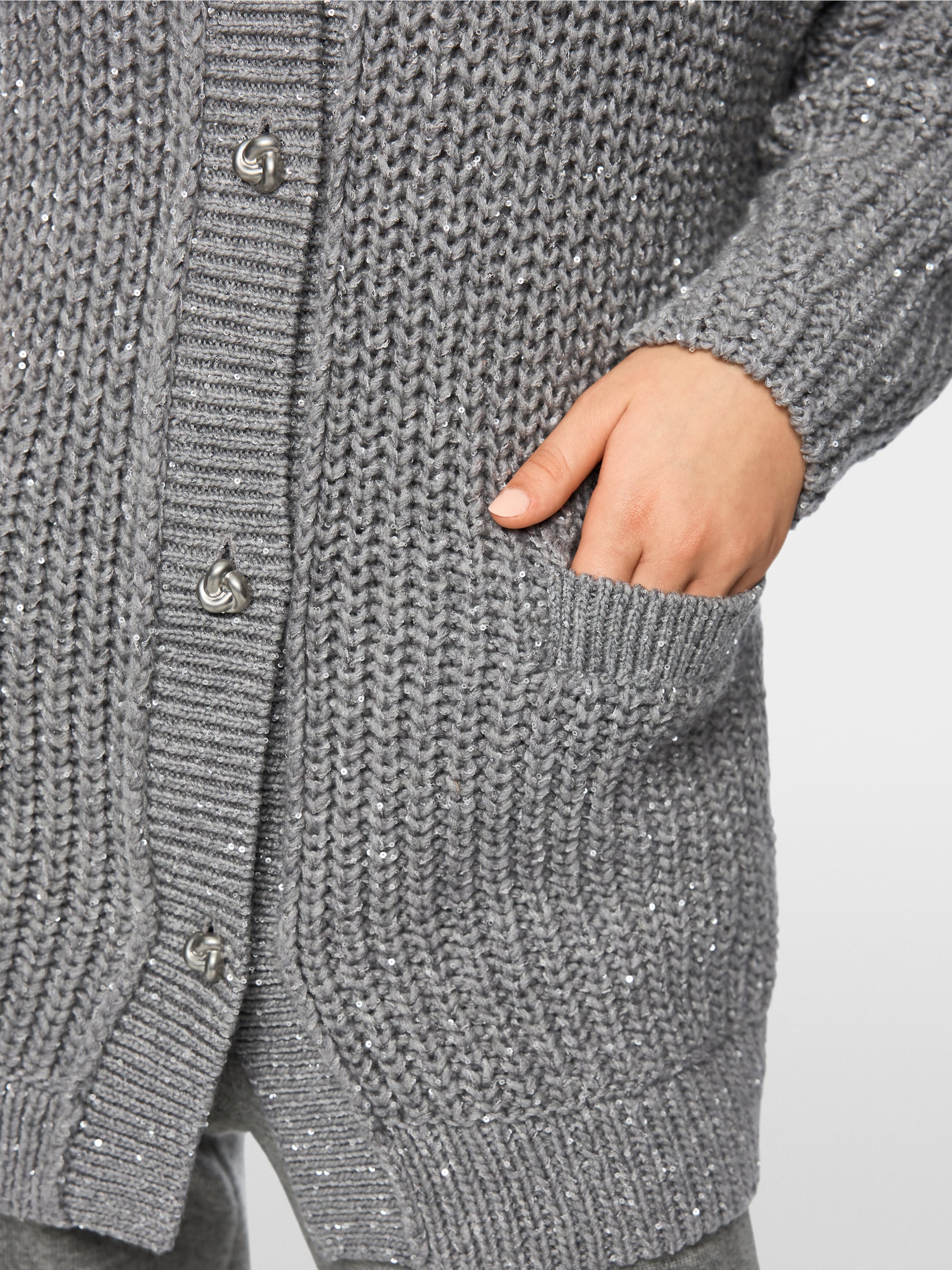 Cardigan Tricoté en Allemagne