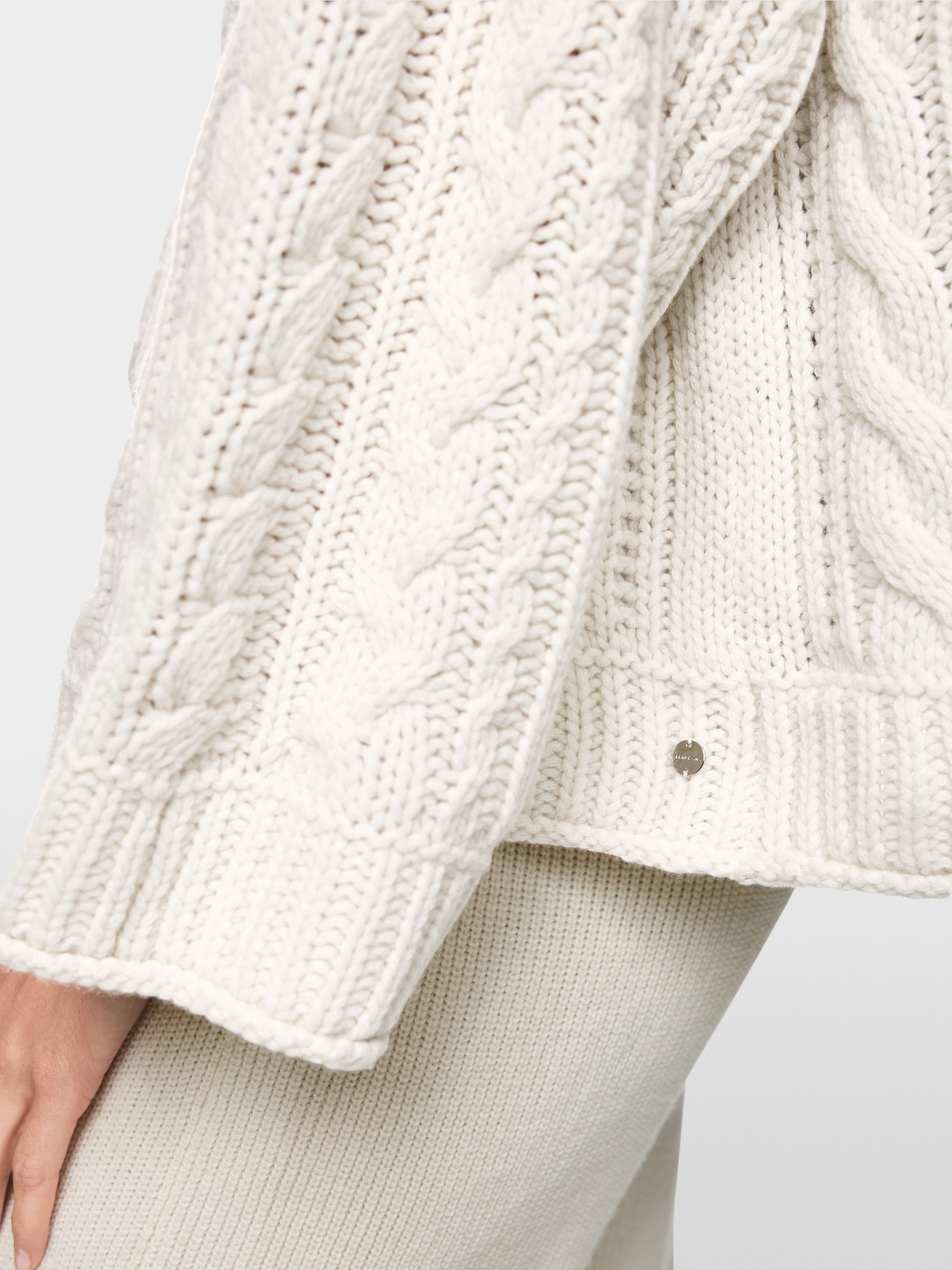 Zopfstrickpullover Knitted in Germany