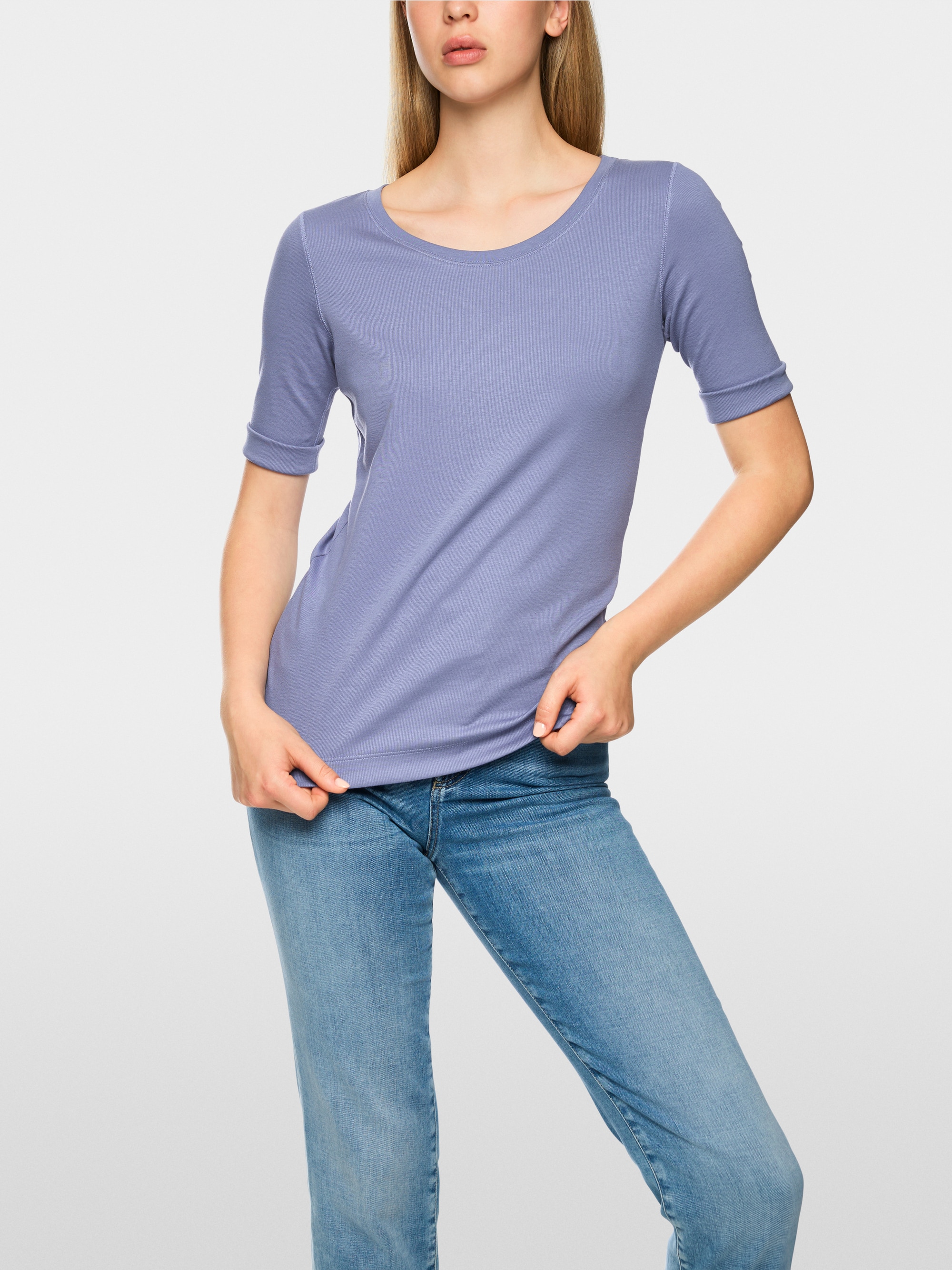 T-shirt met omgeslagen mouwen
