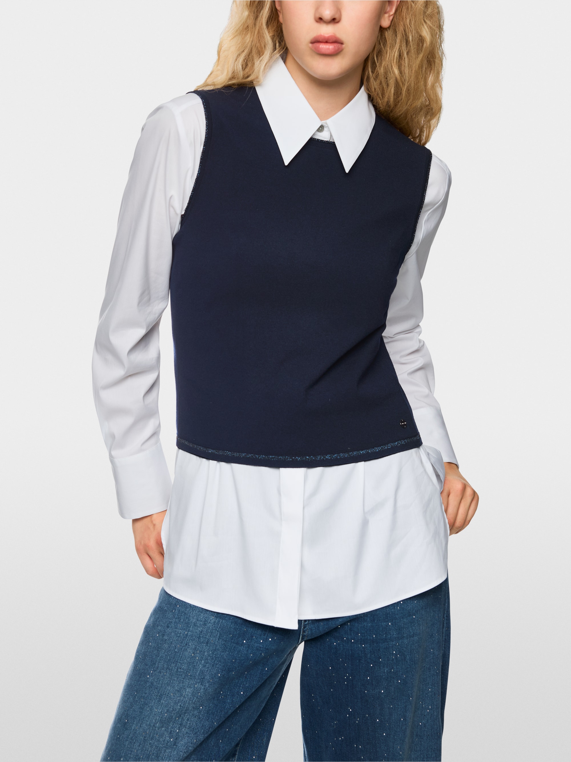 Top fin Knitted in Germany
