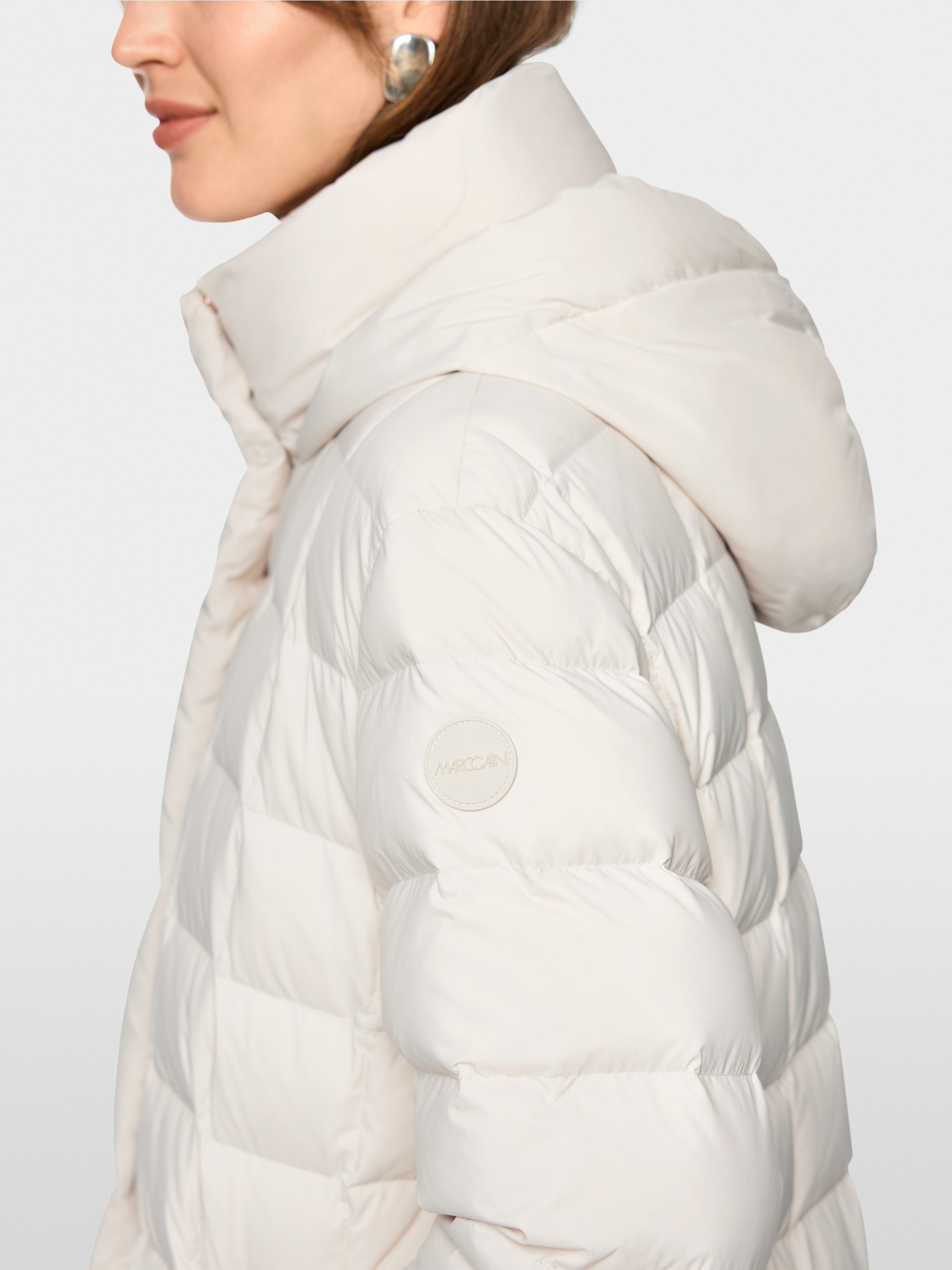 Quilted down coat with hood
