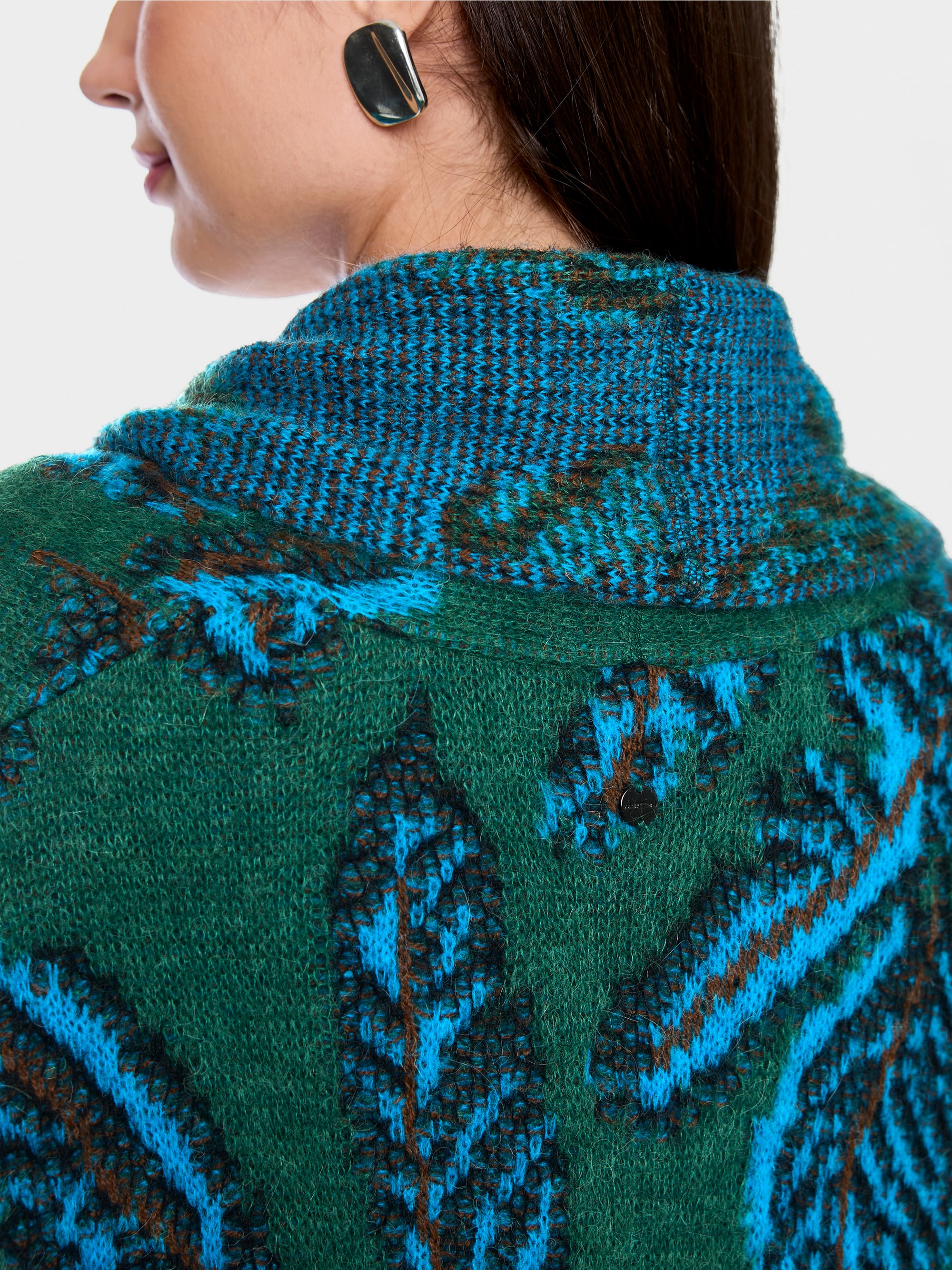 Knitted in Germany jacquard cape coat