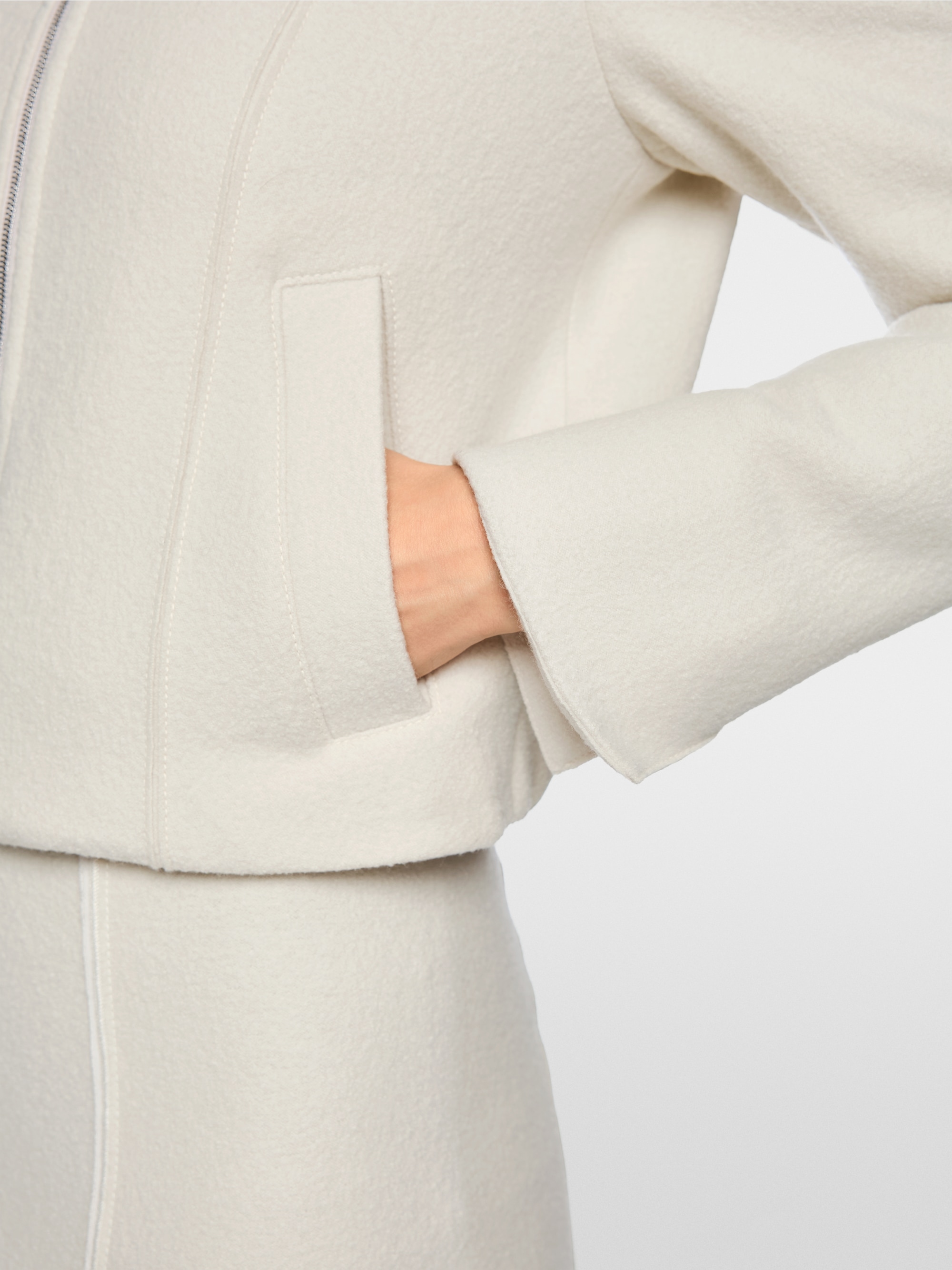 Veste en laine vierge Knitted in Germany