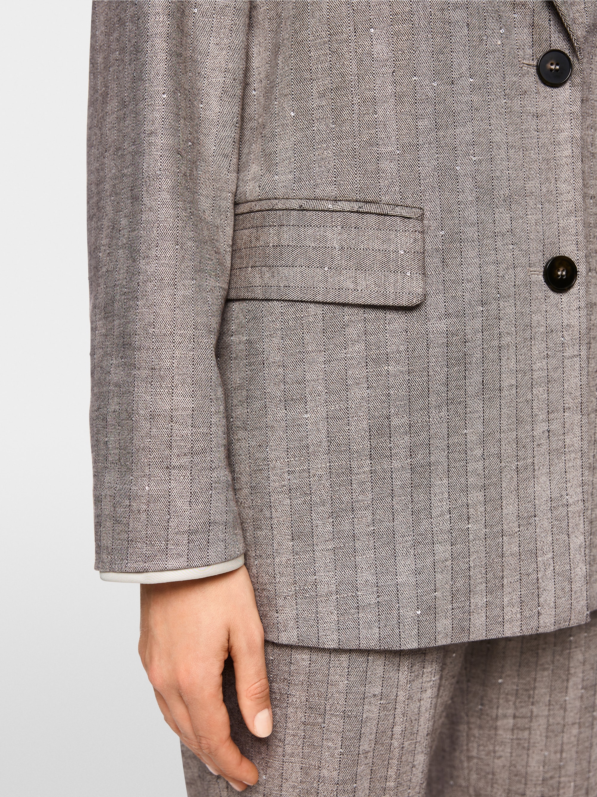 Elegant blazer with stripes