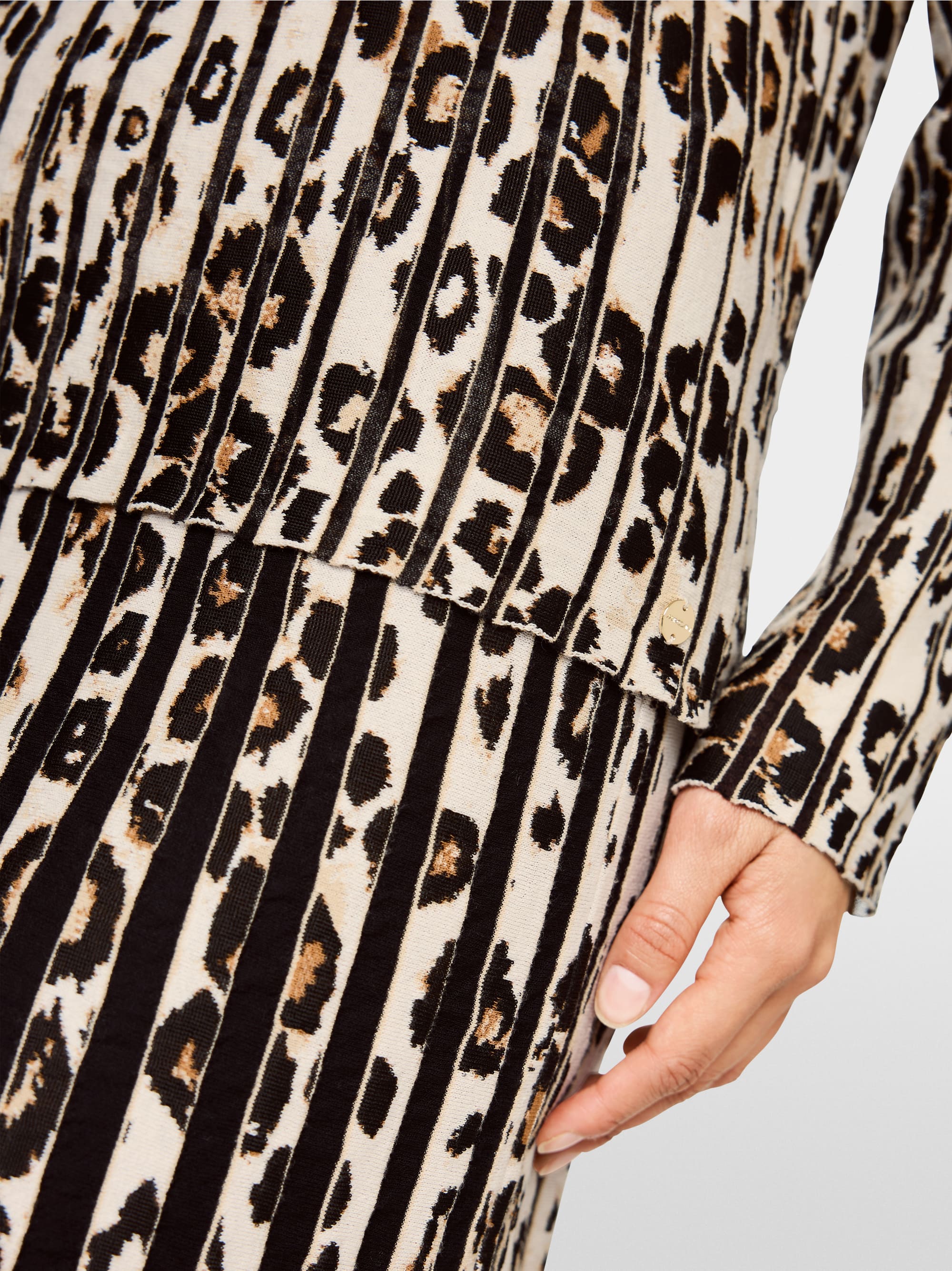 Gestreepte trui met luipaardprint Knitted in Germany