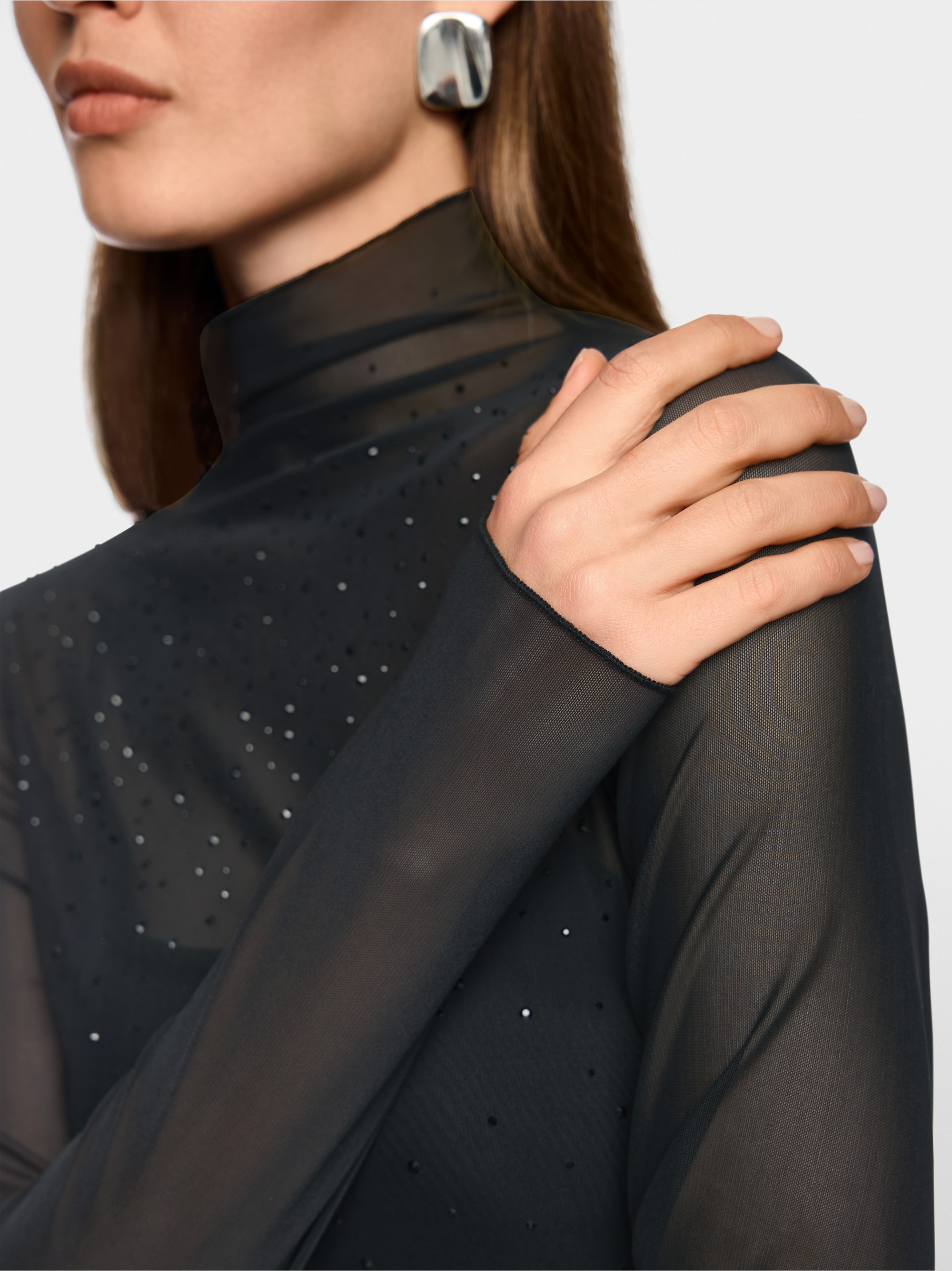 Mesh-Longsleeve mit Hotfixsteinchen