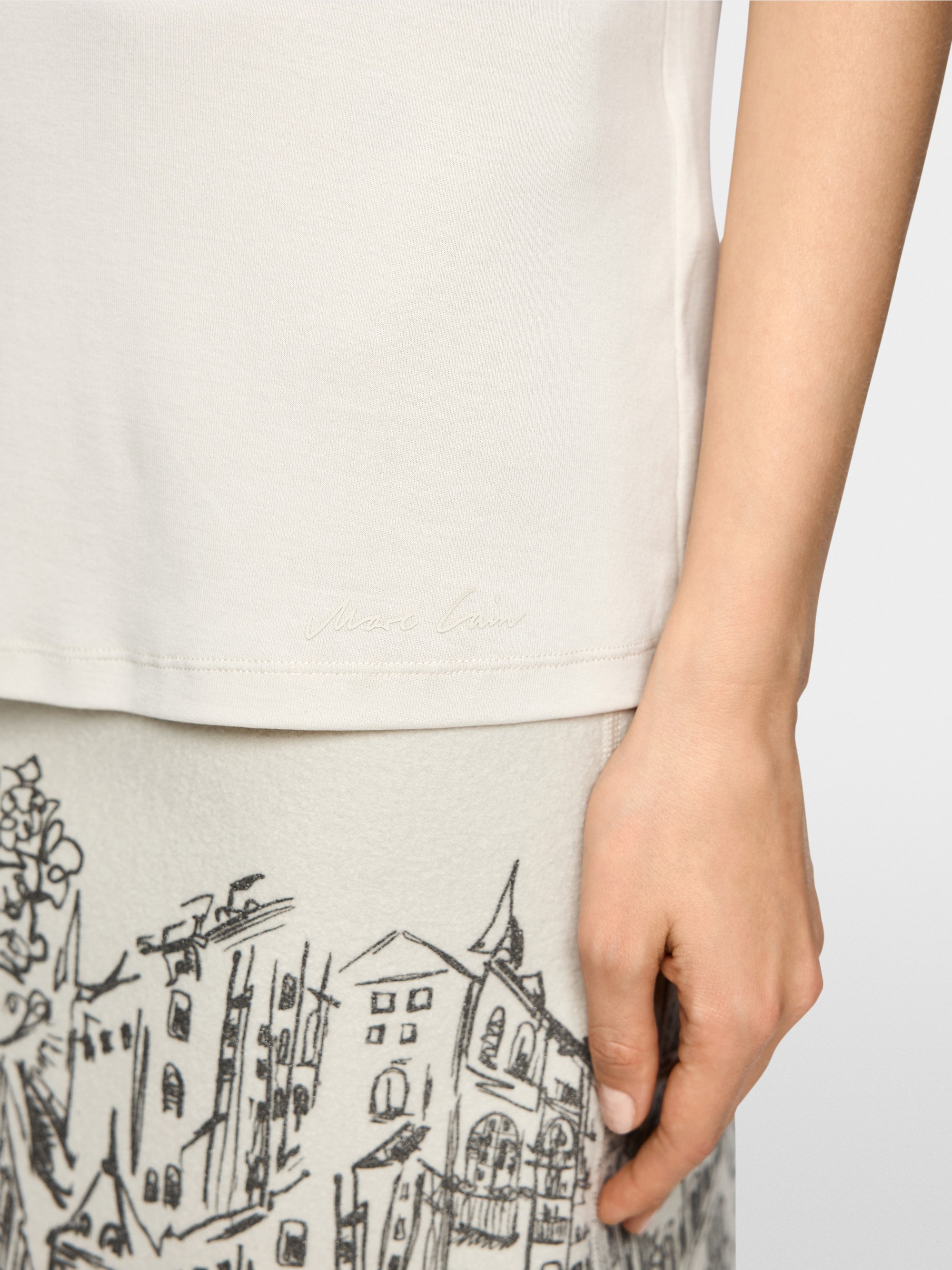 Shirt met glinsterende bloemen