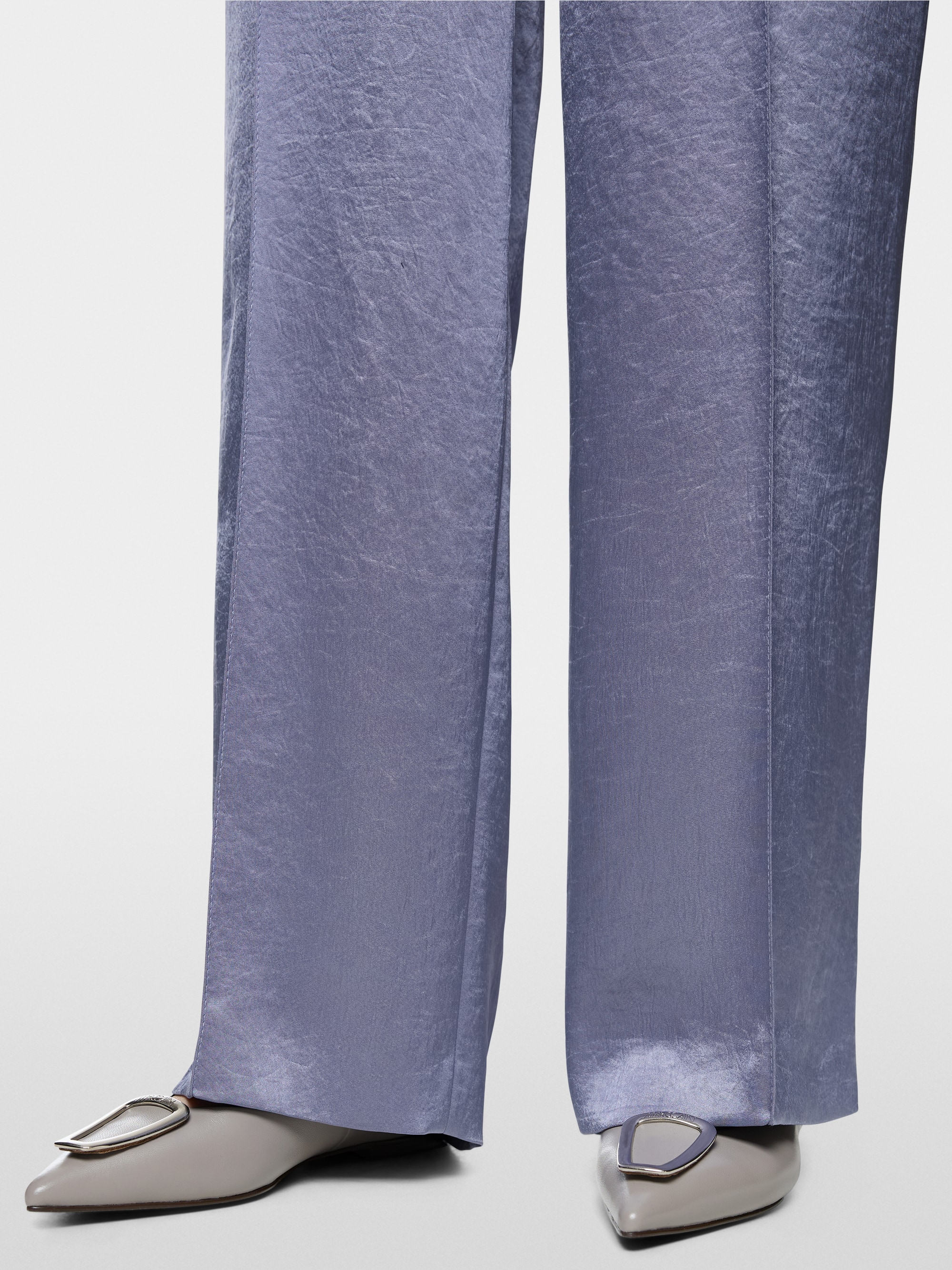Hose WUKARI aus gehämmertem Satin