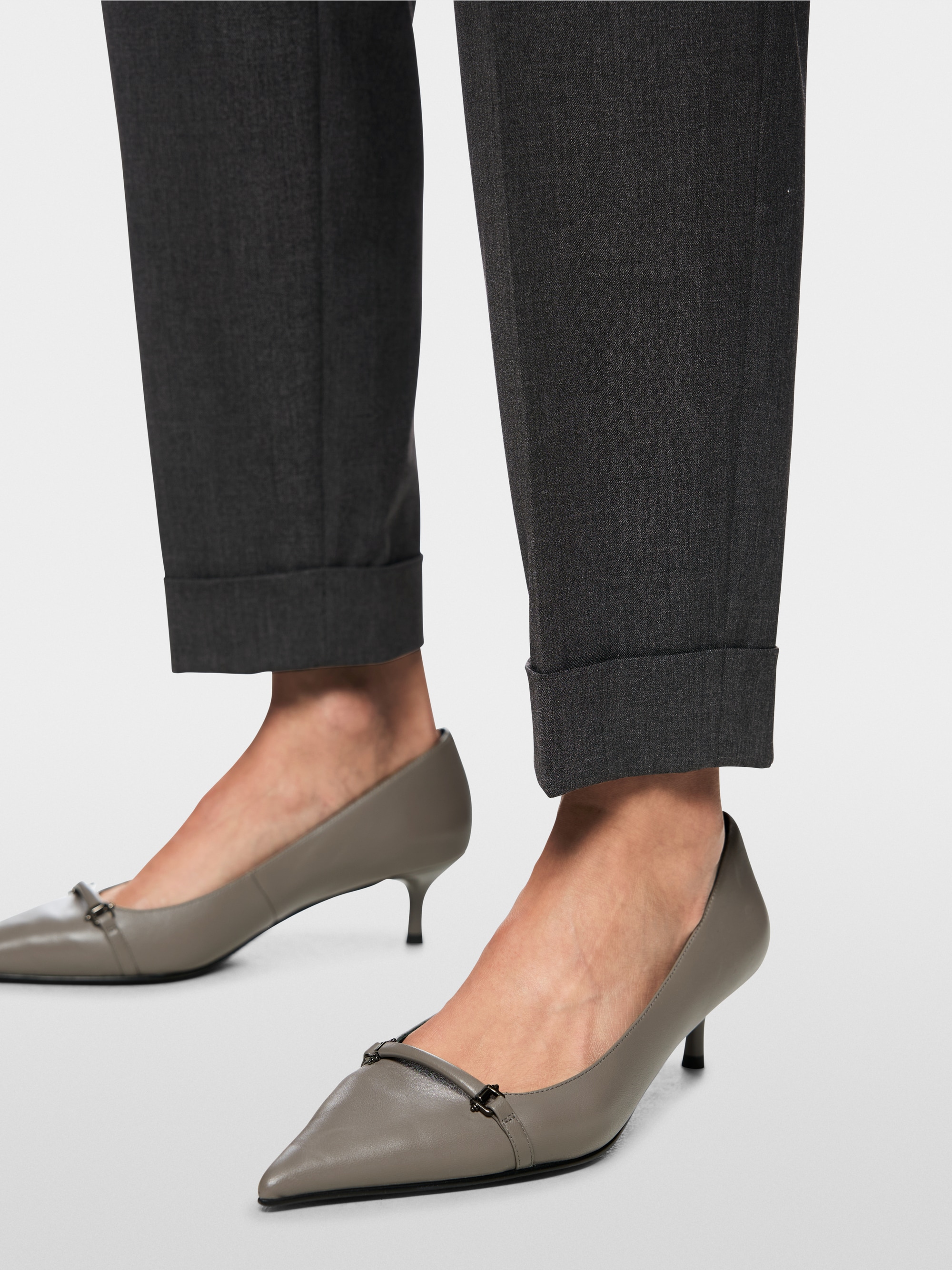 Hose FAQUS mit High Waist