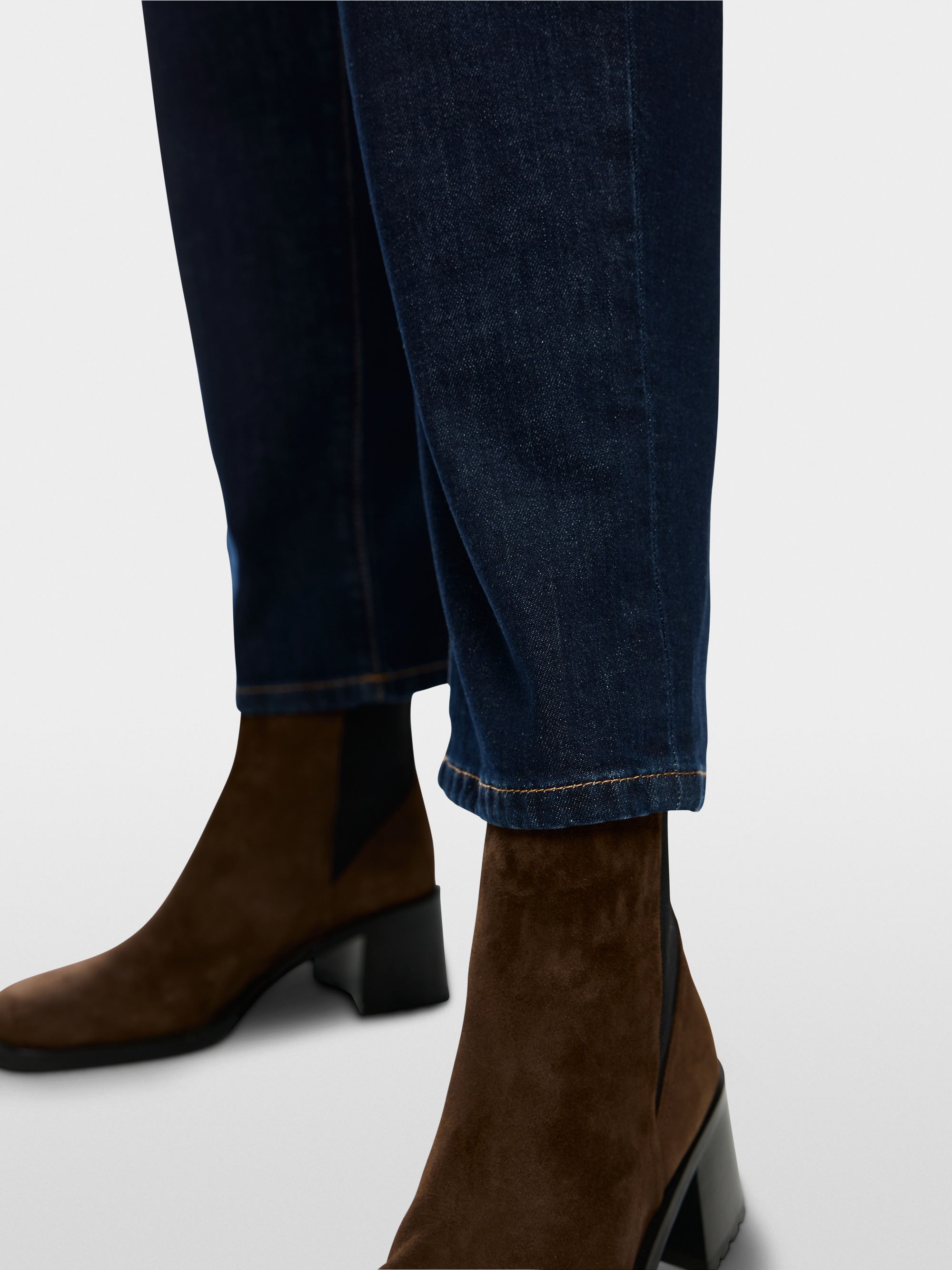 ROHA Rethink Together jeans