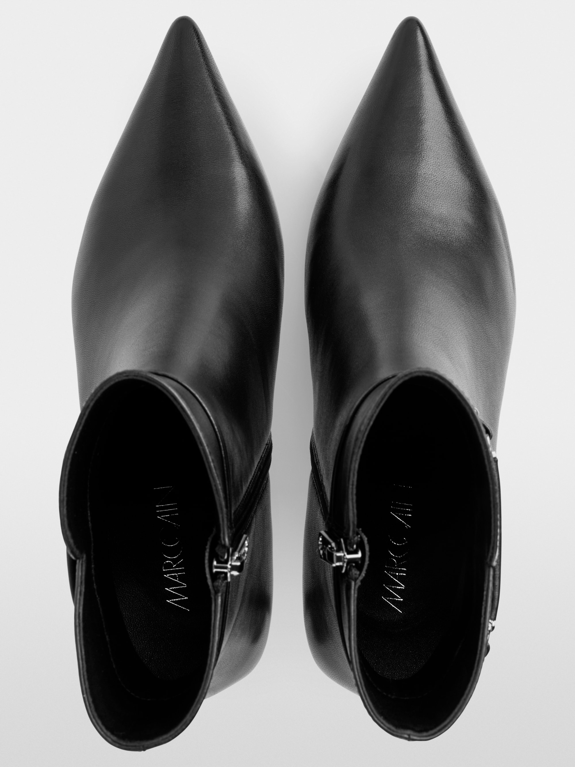 Bottines féminines en cuir